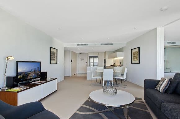 2705 'The Oracle' 4 Charles Avenue, BROADBEACH QLD 4218, Broadbeach - Thumbnail 3