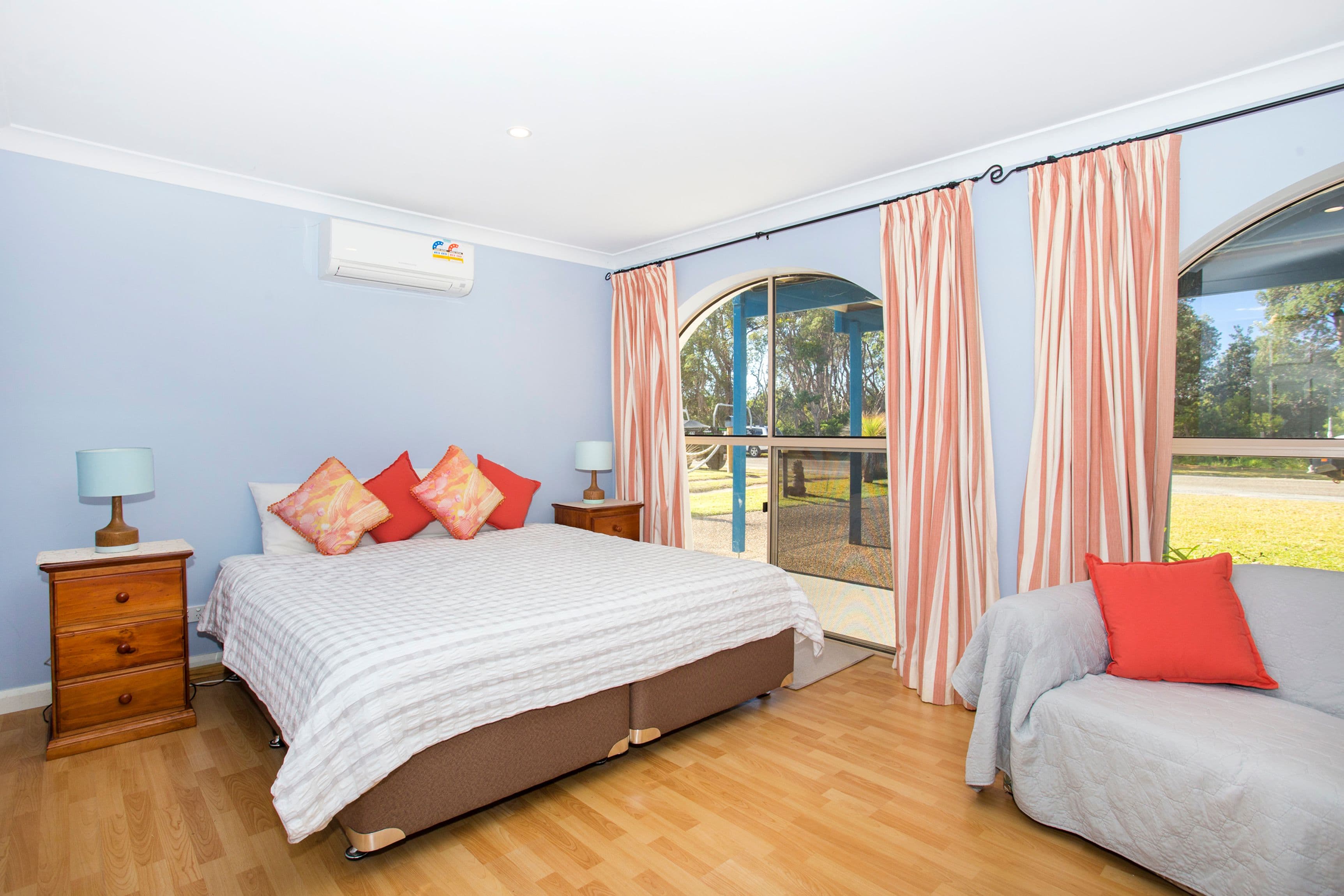 155 Matron Porter Drive, Narrawallee - Thumbnail 6