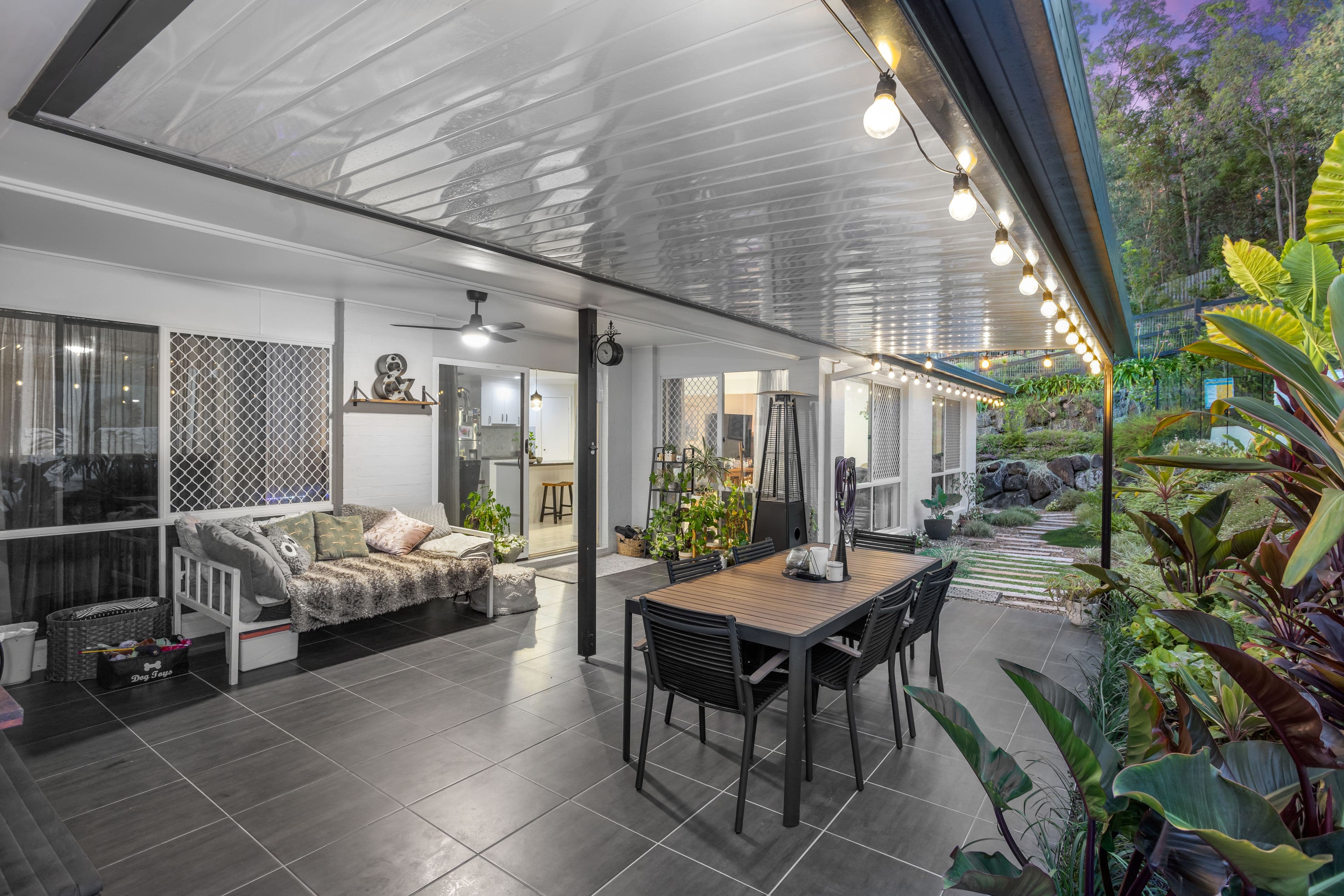 6 Inman Court, Pacific Pines QLD 4211, Pacific Pines - Thumbnail 4