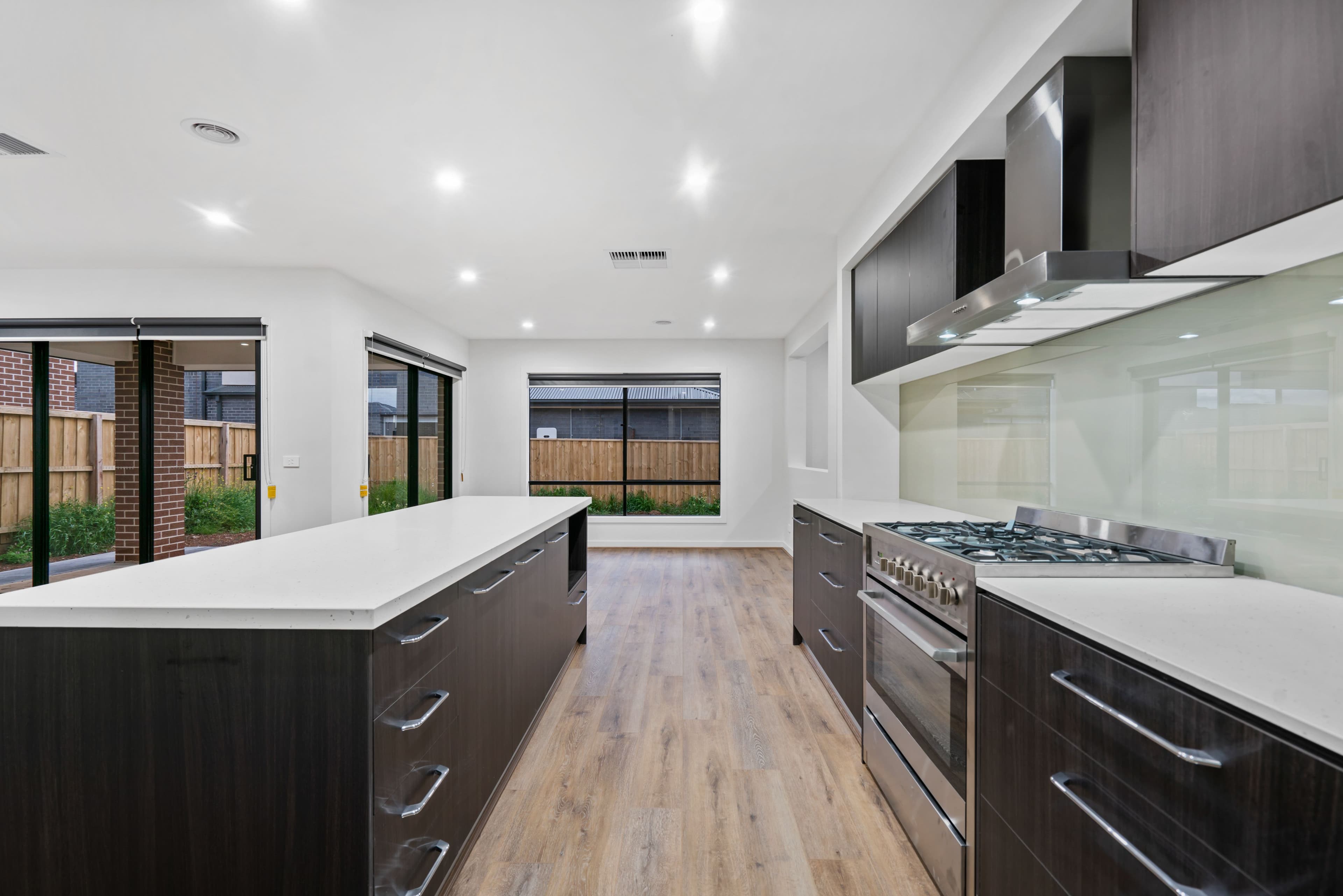 267 Frontier Avenue, AINTREE VIC 3336, Aintree - Thumbnail 3