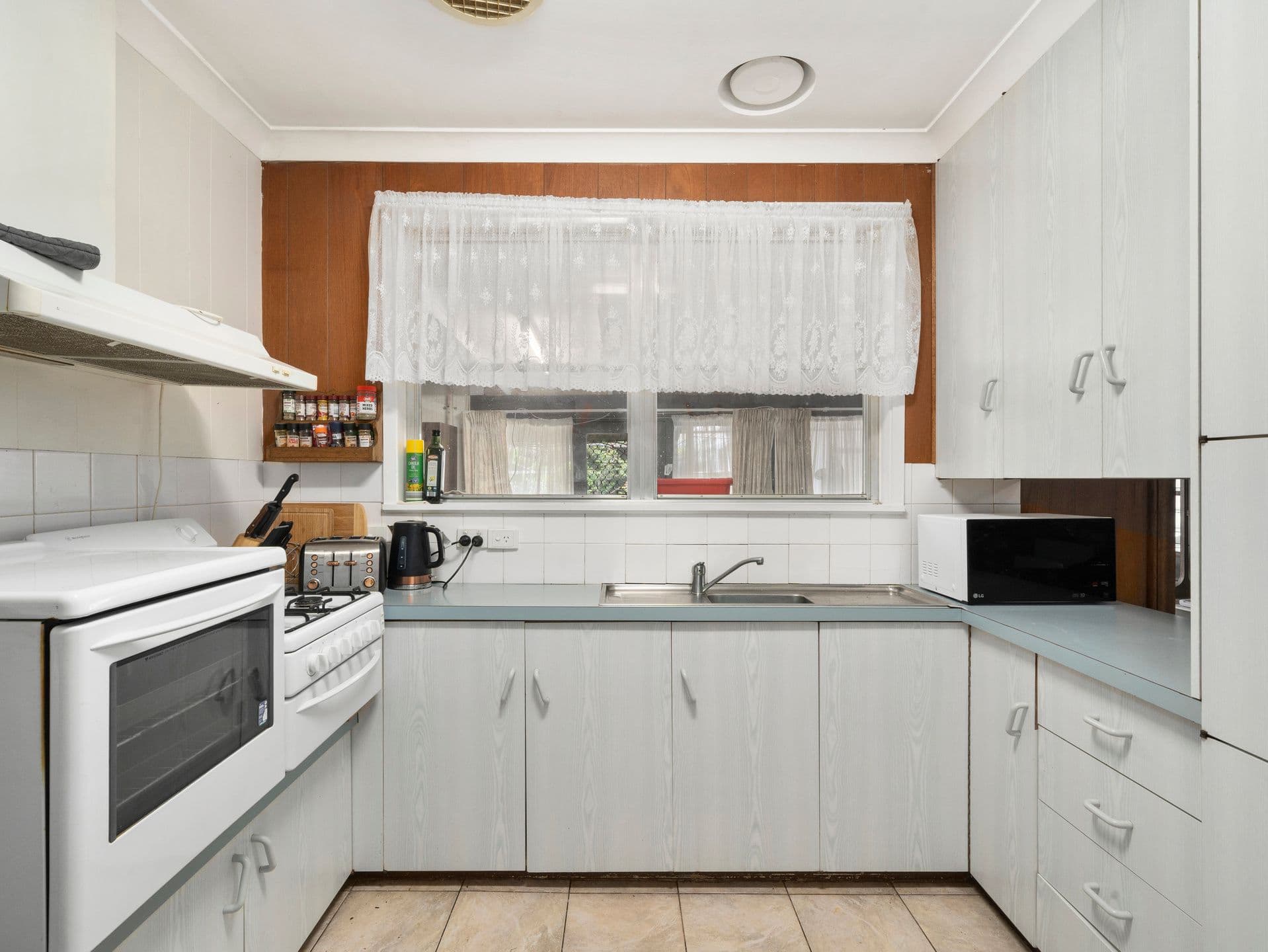 46 Faithfull Street, Benalla VIC 3672, Benalla - Thumbnail 6