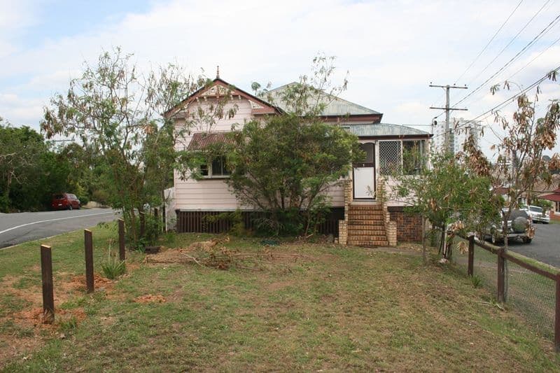 24 Martin Street, WOODEND QLD 4305, Woodend - Thumbnail 2