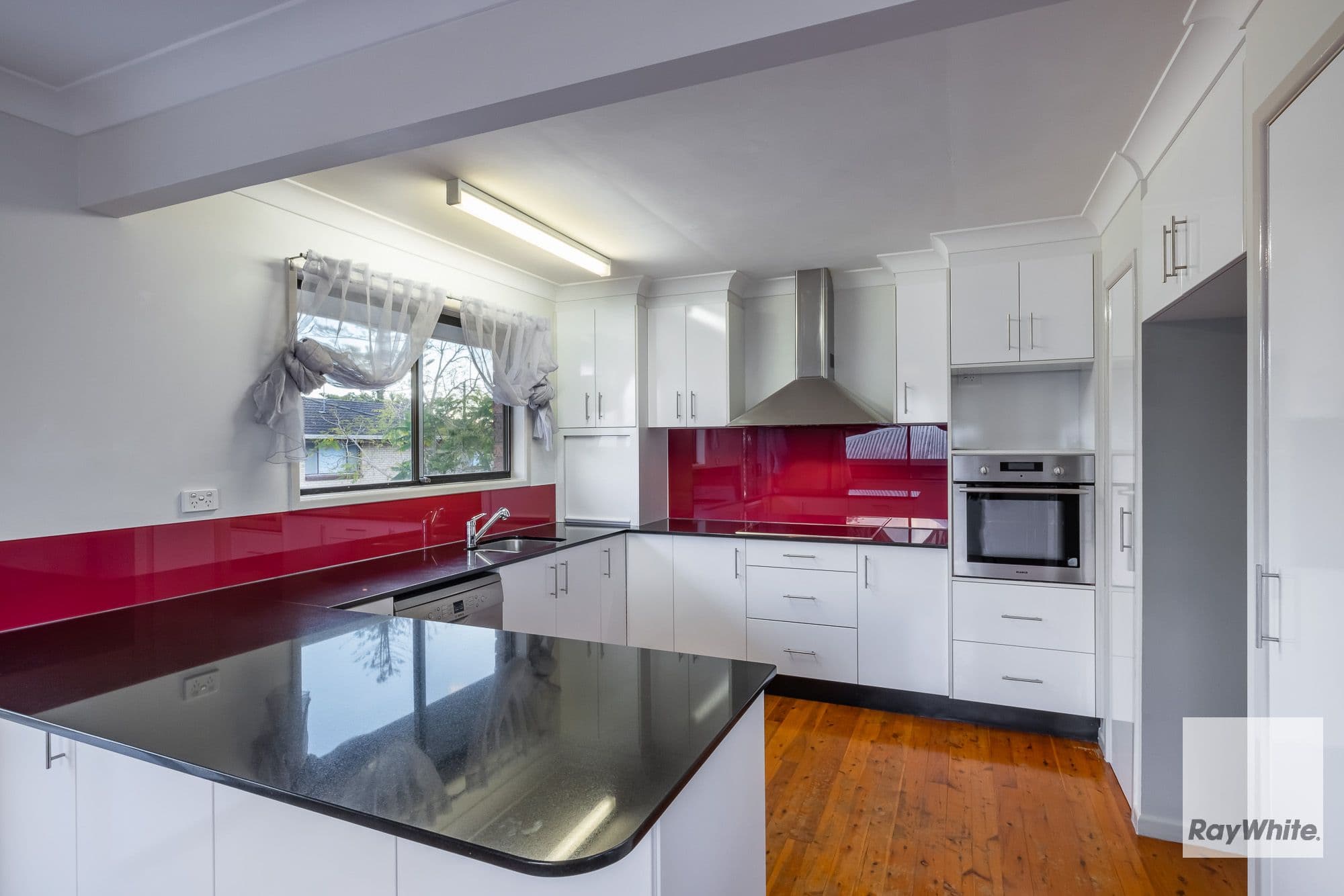 11 Phillip Street, Redland Bay QLD 4165, Redland Bay - Thumbnail 4