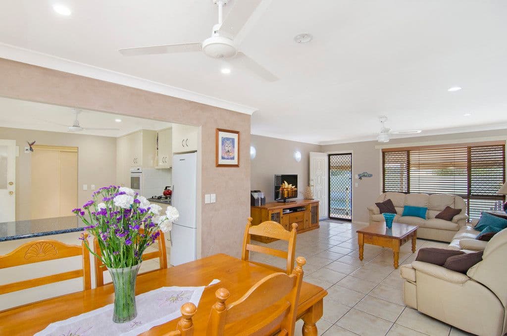 339 Adina Avenue, BILINGA QLD 4225, Bilinga - Thumbnail 2