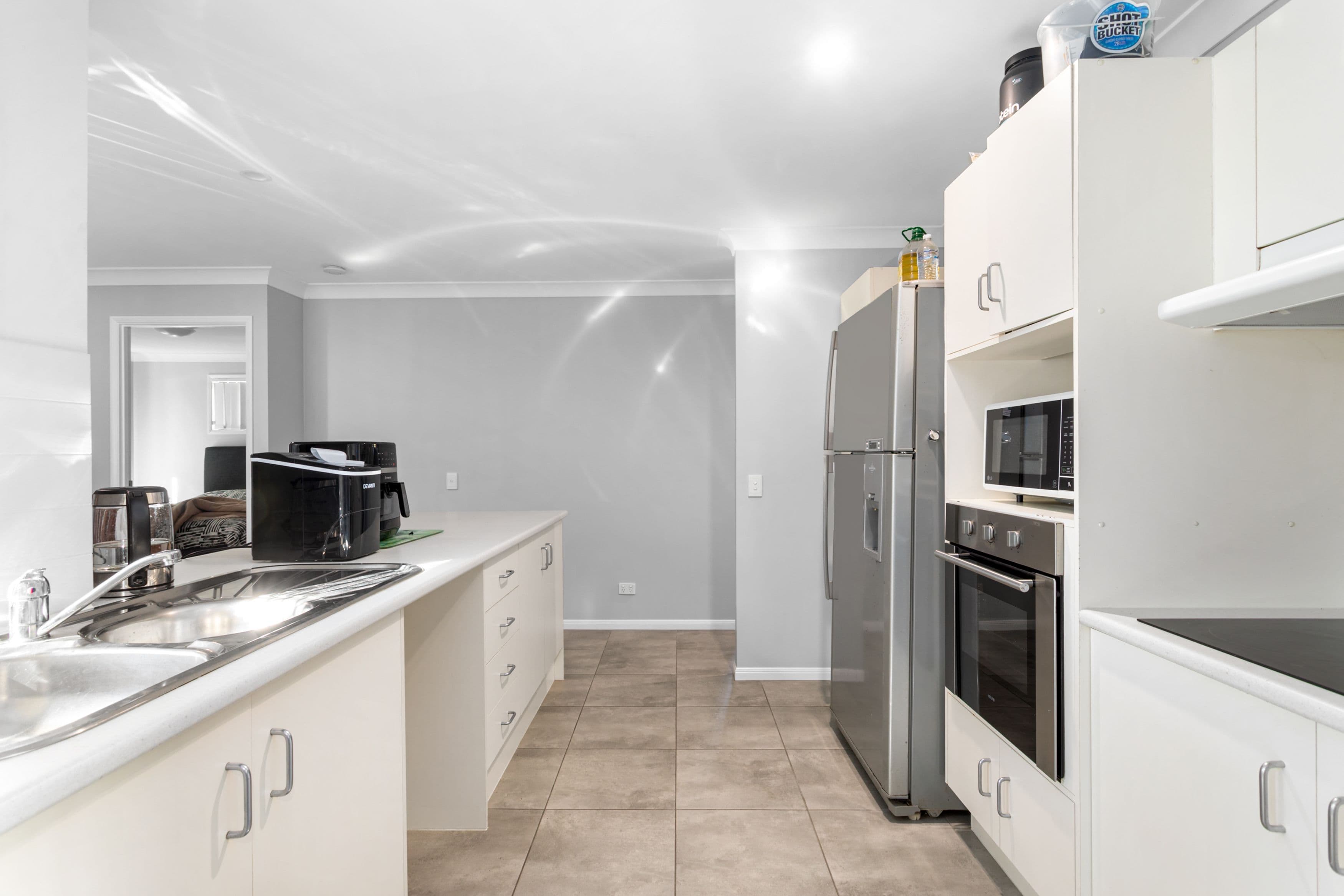 35 Lipscombe Road, Deception Bay QLD 4508, Deception Bay - Thumbnail 2
