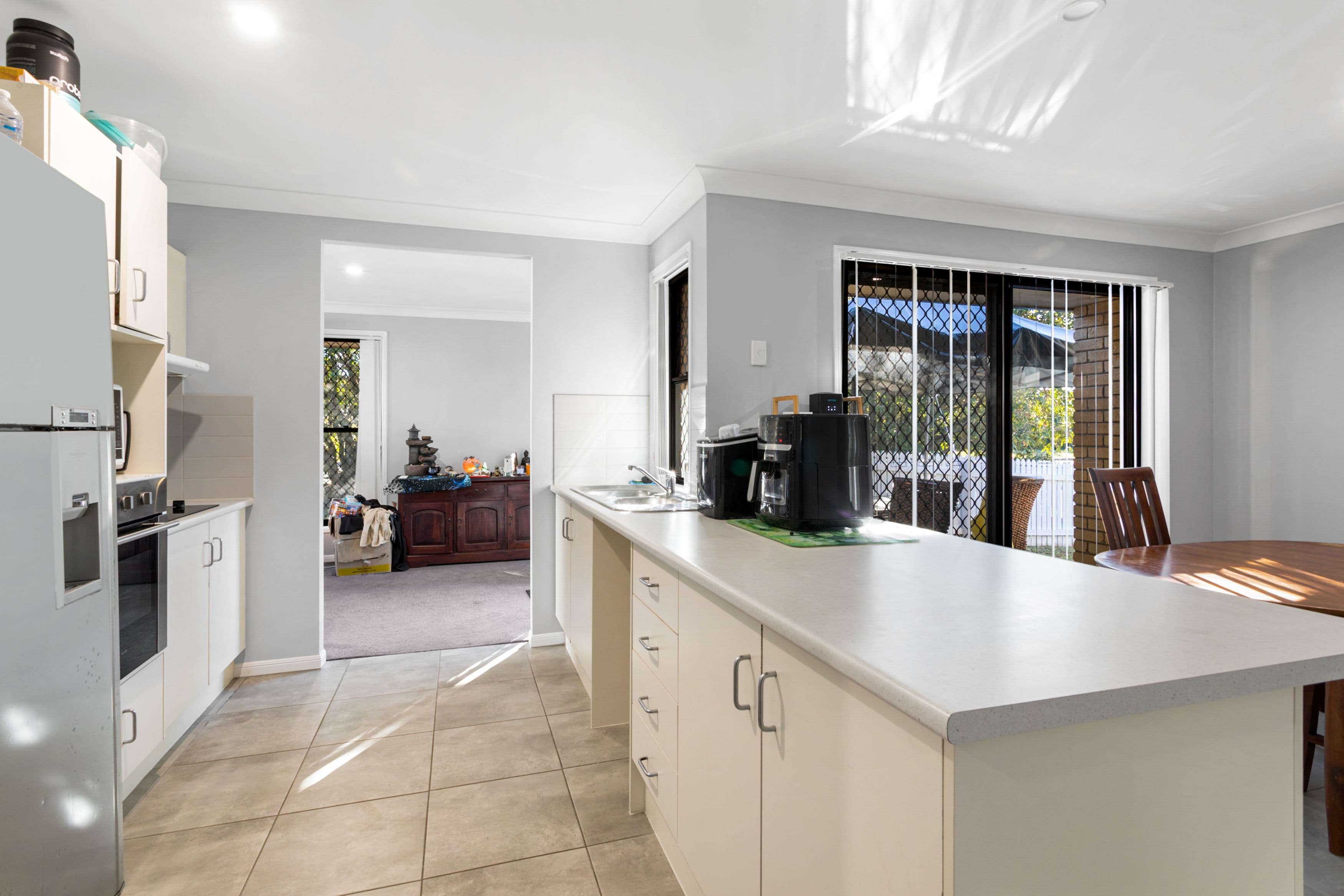 35 Lipscombe Road, Deception Bay QLD 4508, Deception Bay - Thumbnail 3