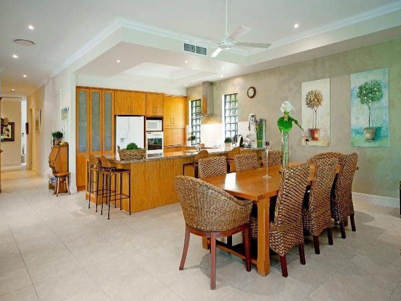 2344 Cressbrook Drive, Hope Island QLD 4212, Hope Island - Thumbnail 4