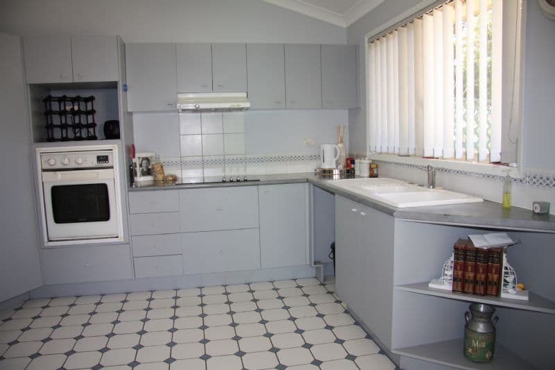 1060 Waterworks Road, THE GAP QLD 4061, The Gap - Thumbnail 6