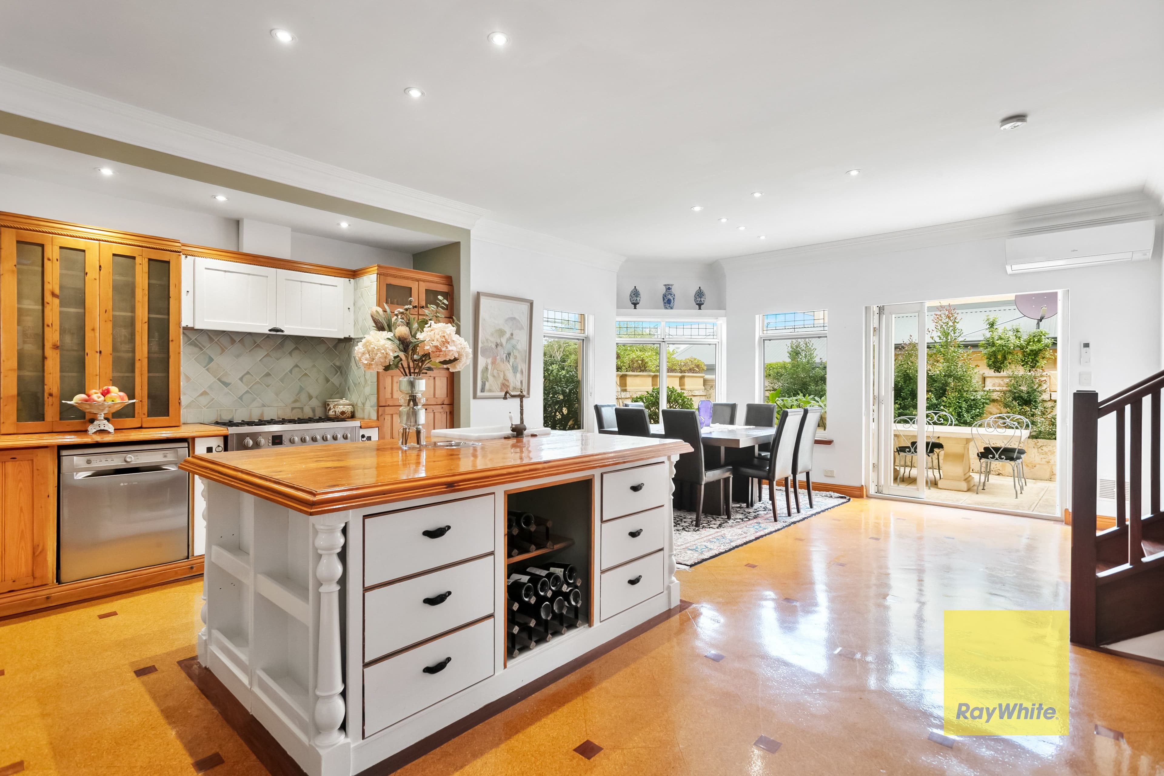 #3 Pethybridge Heights, Mosman Park WA 6012, Mosman Park - Thumbnail 2