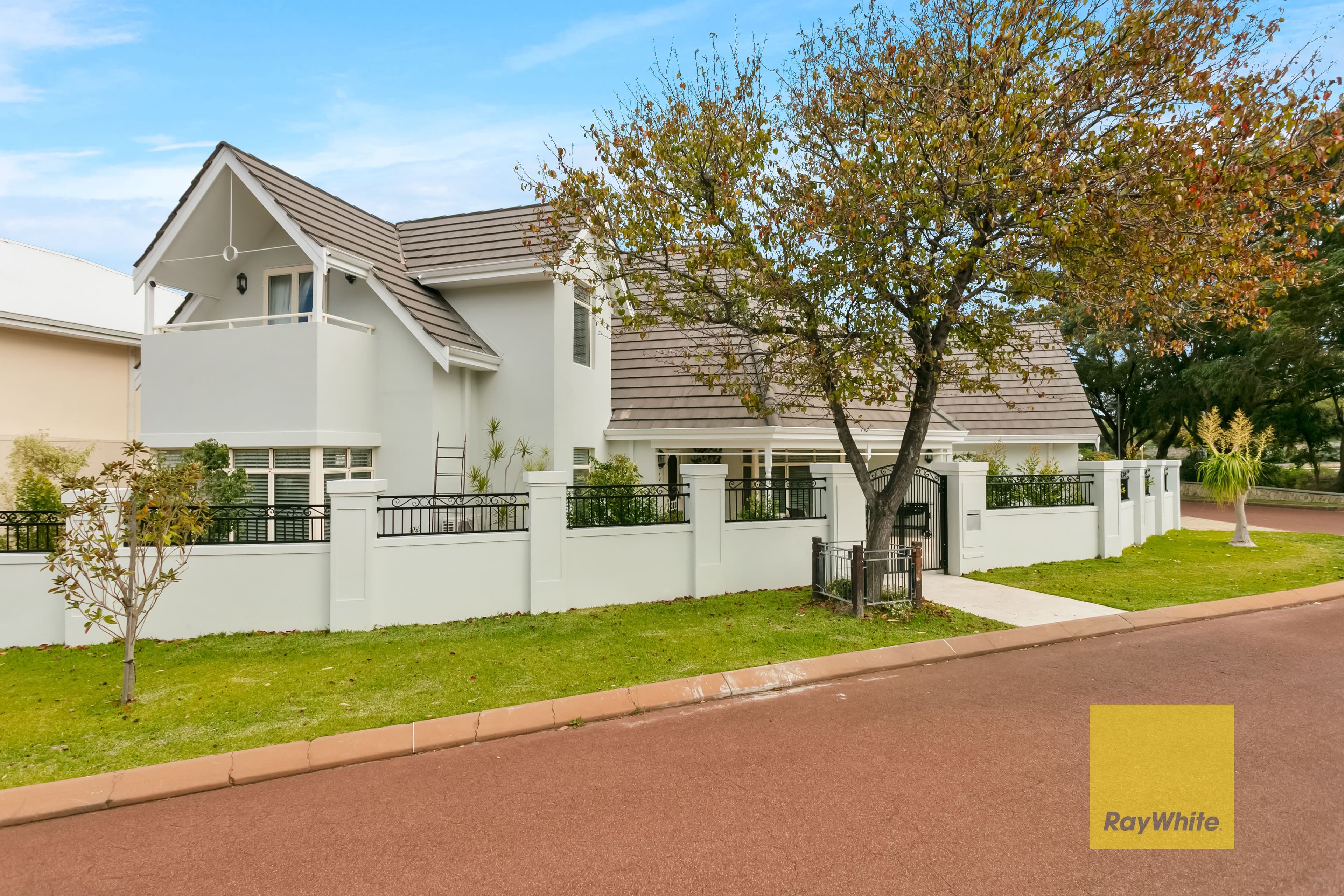 #3 Pethybridge Heights, Mosman Park WA 6012, Mosman Park - Thumbnail 5