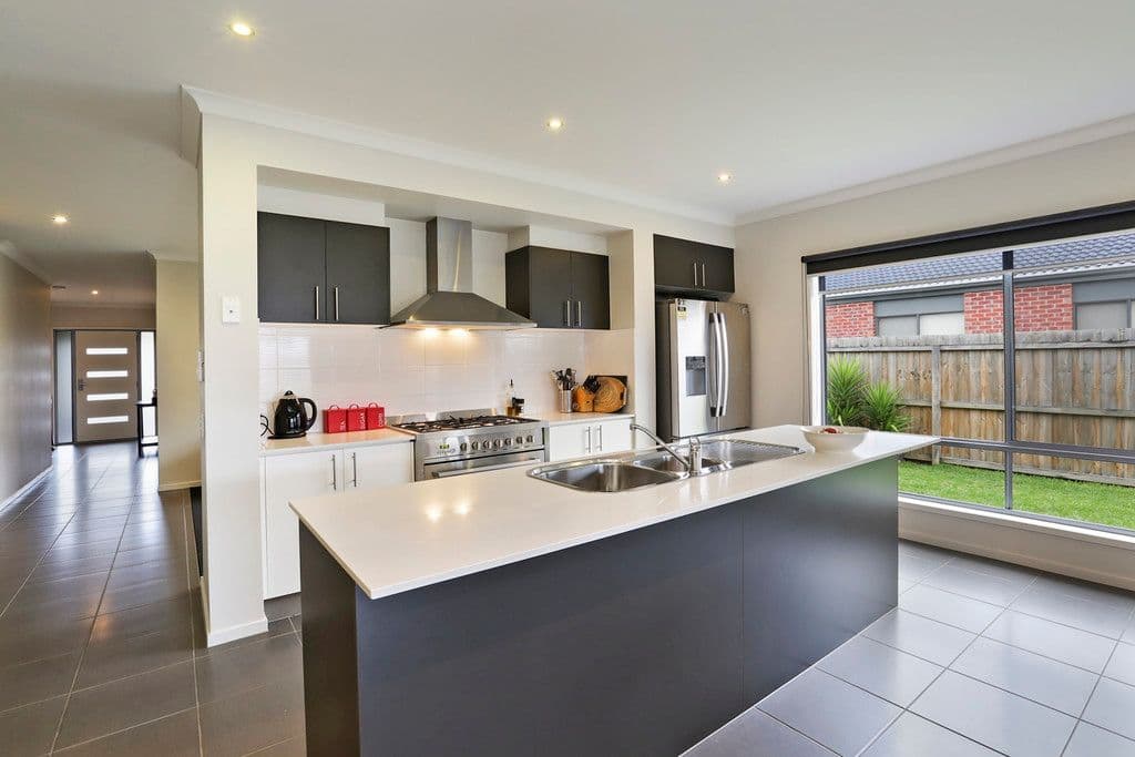 24 Diaz Drive, Grovedale VIC 3216, Grovedale - Thumbnail 2