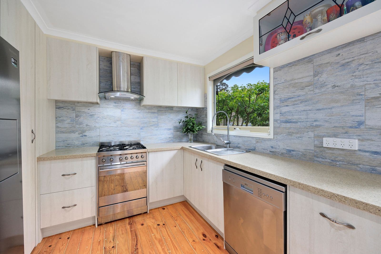 7 Weymar Crescent, Wandin North VIC 3139, Wandin North - Thumbnail 4