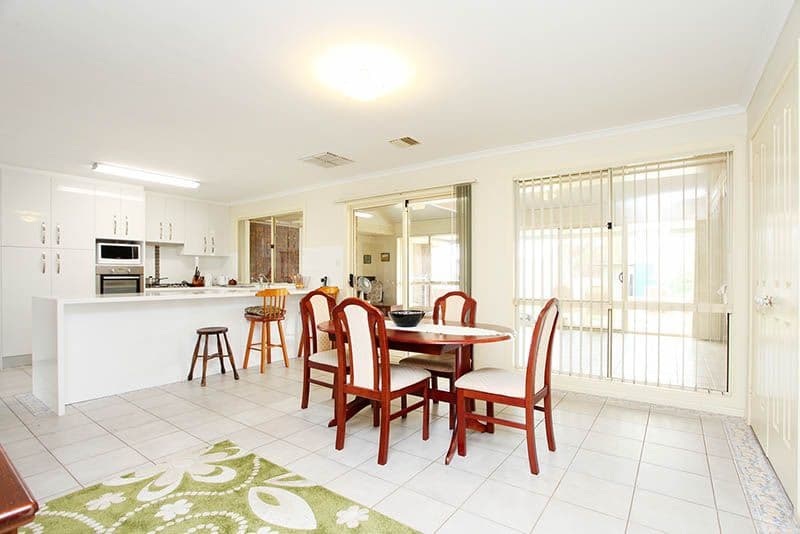 17 Magnolia Crescent, Craigmore SA 5114, Craigmore - Thumbnail 6