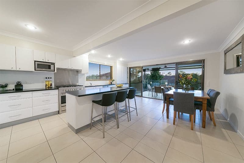 27 Bridgnorth Street, Carindale QLD 4152, Carindale - Thumbnail 3