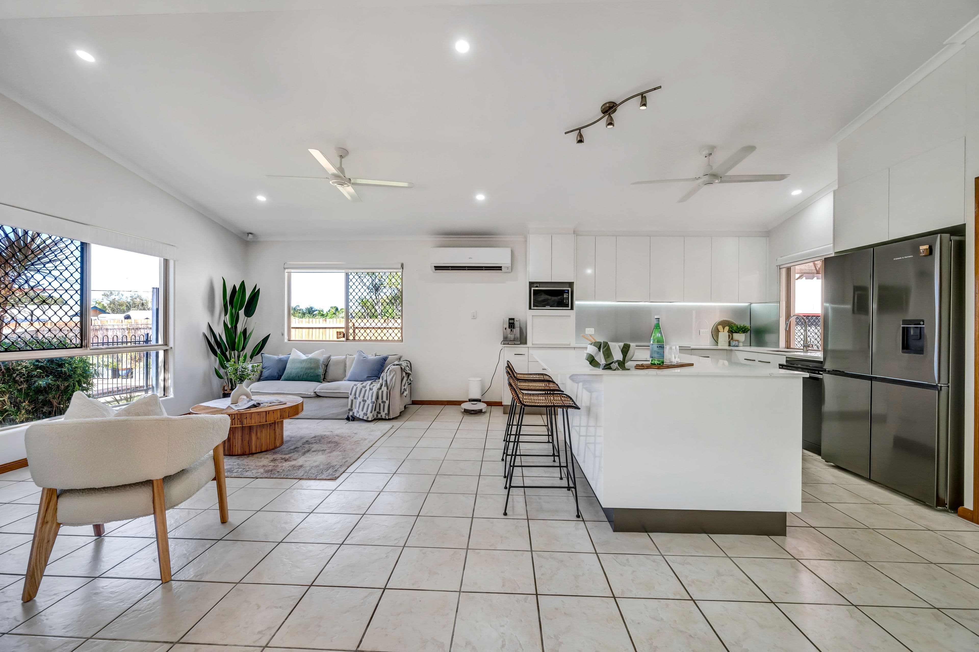 27 Crestbrook Drive, Mount Louisa QLD 4814, Mount Louisa - Thumbnail 4