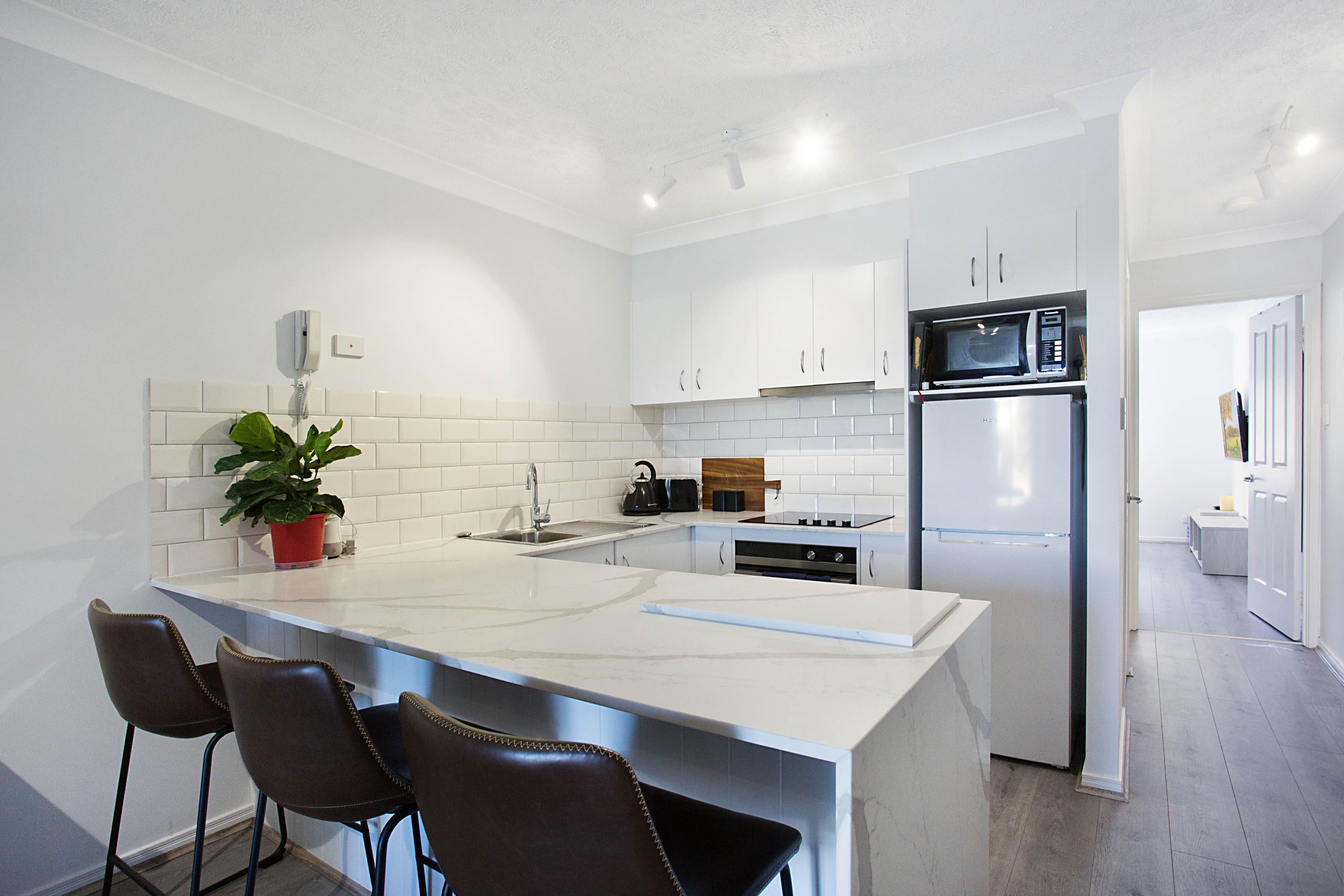 38-46 Petrel Avenue, Mermaid Beach QLD 4218, Mermaid Beach - Thumbnail 3