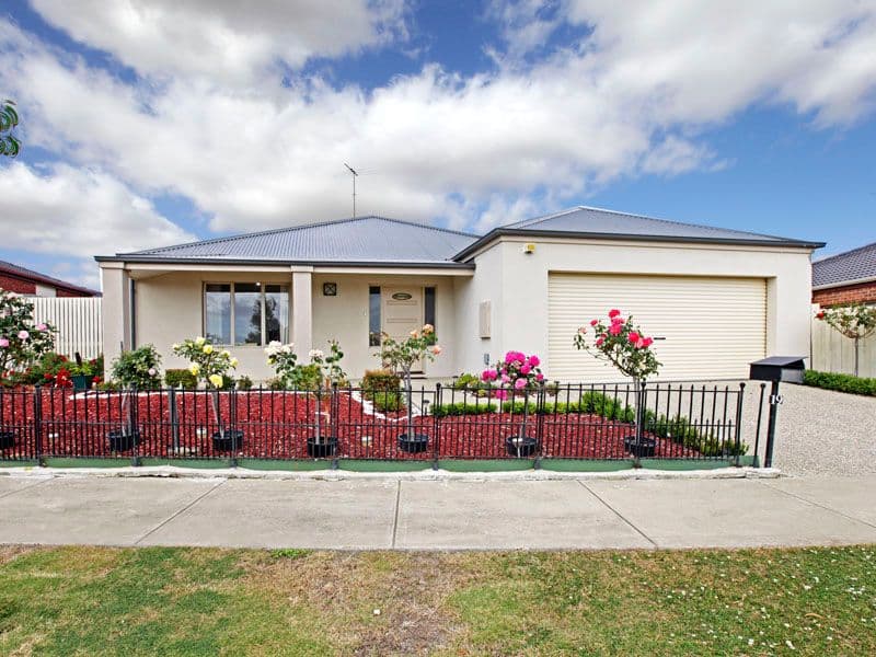 19 Burgundy Drive, WAURN PONDS VIC 3216, Waurn Ponds - Image 1