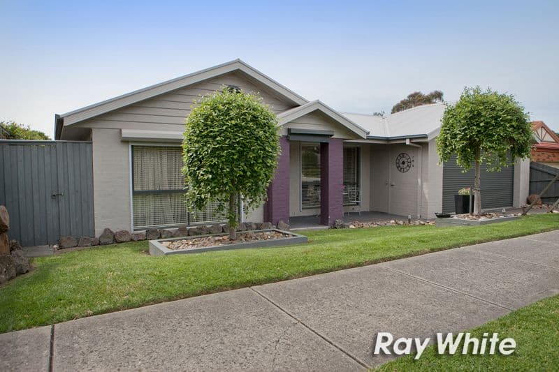 7 Trentham Way, Langwarrin VIC 3910, Langwarrin - Thumbnail 2