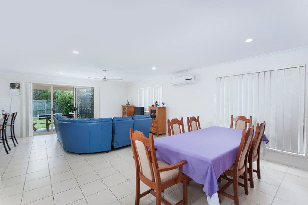 26 Gemview Street, CALAMVALE QLD 4116, Calamvale - Thumbnail 3