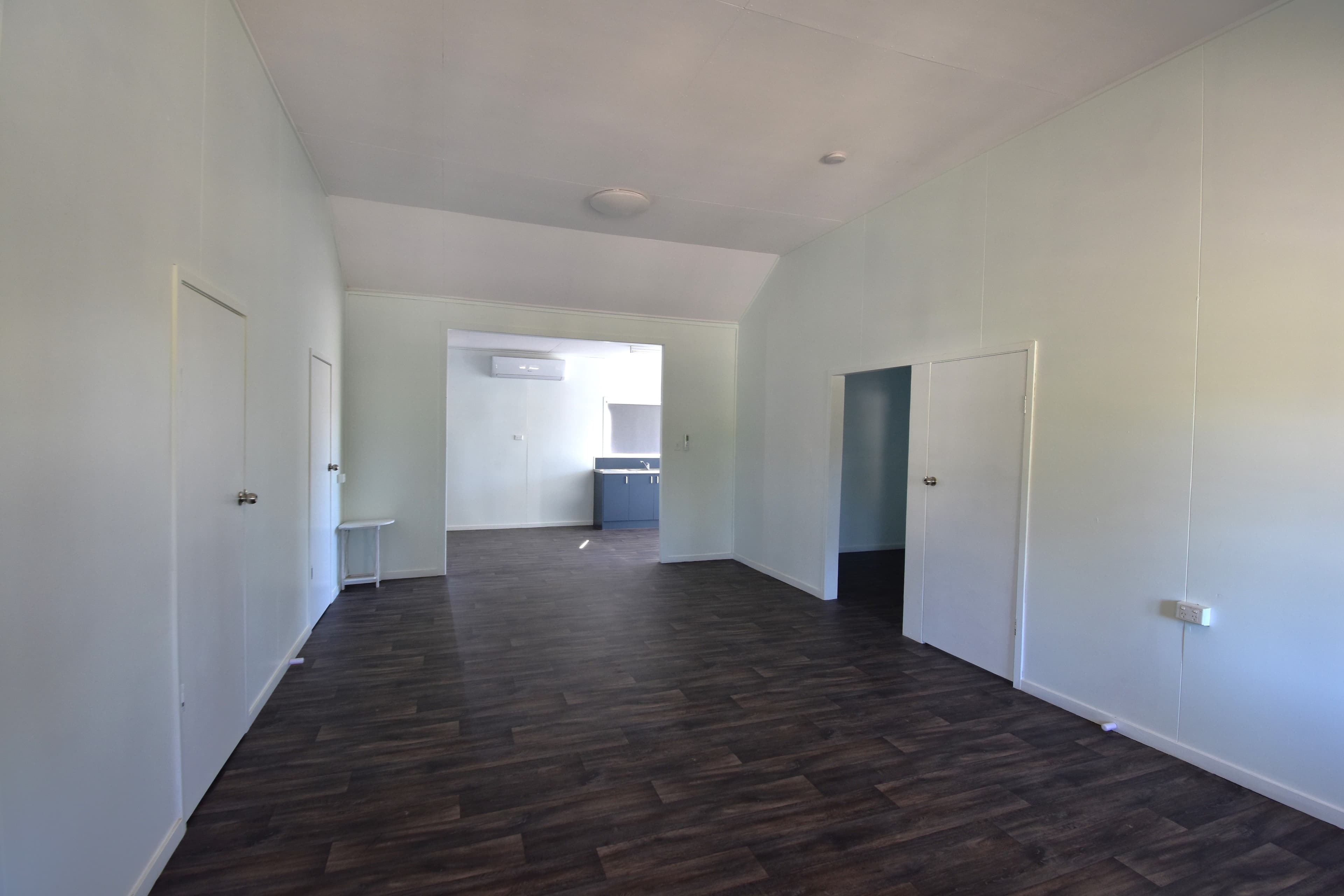 40 Ash Street, Barcaldine QLD 4725, Barcaldine - Thumbnail 3