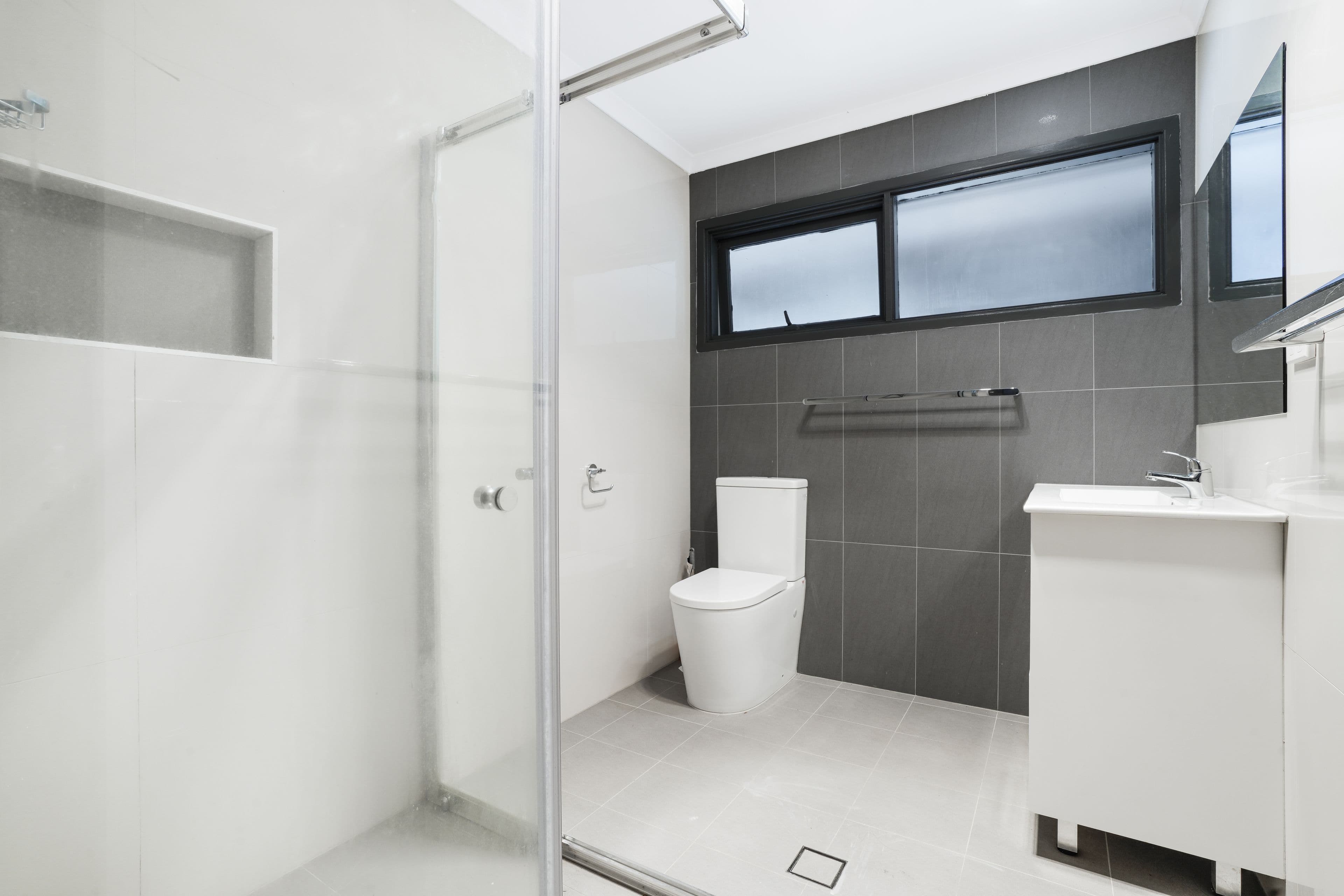 1 Lawn Avenue, Bradbury NSW 2560, Bradbury - Thumbnail 8
