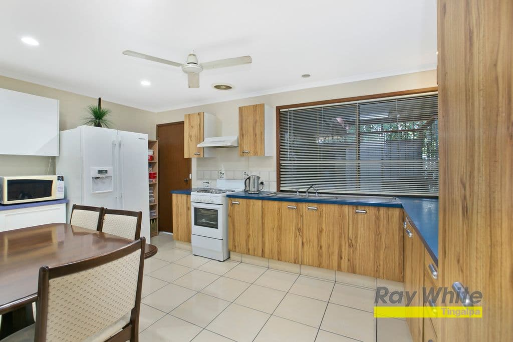 87 Glenora Street, WYNNUM QLD 4178, Wynnum - Thumbnail 8