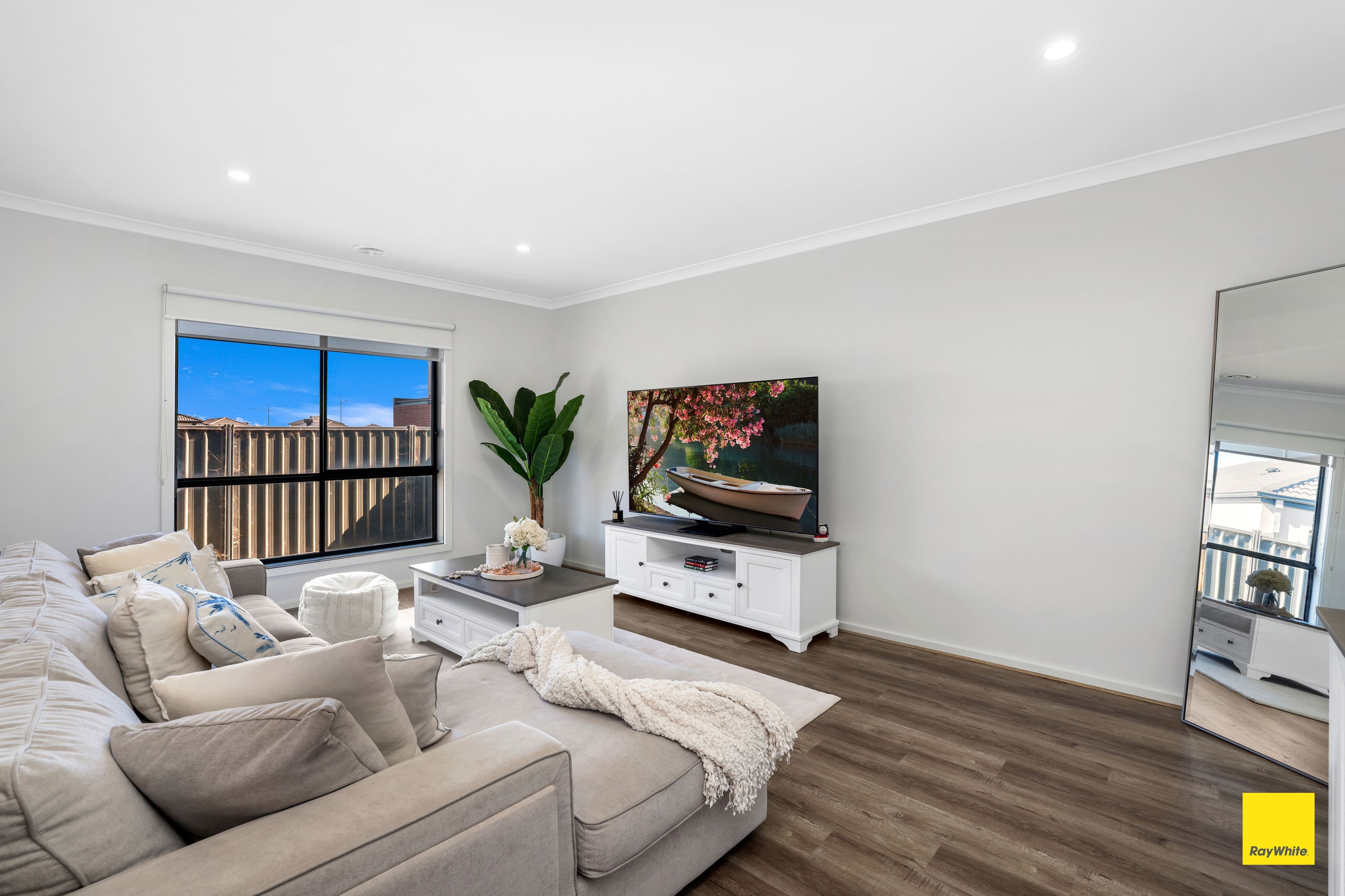 13 Pechora Street, Truganina VIC 3029, Truganina - Thumbnail 5