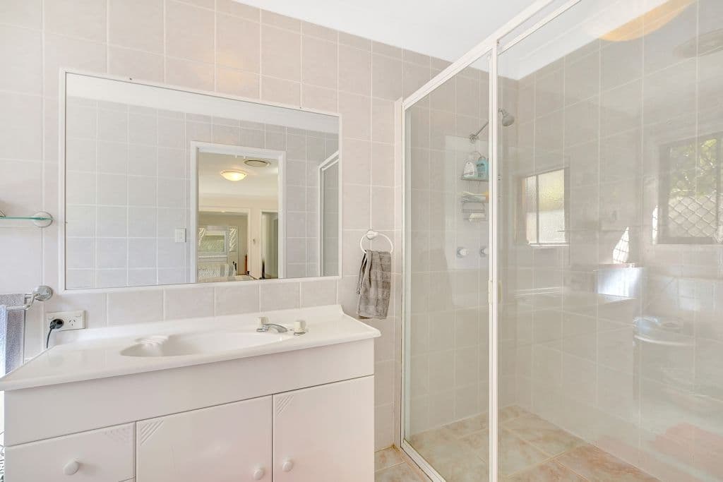 24 Wallaroo Way, ASHMORE QLD 4214, Ashmore - Thumbnail 8