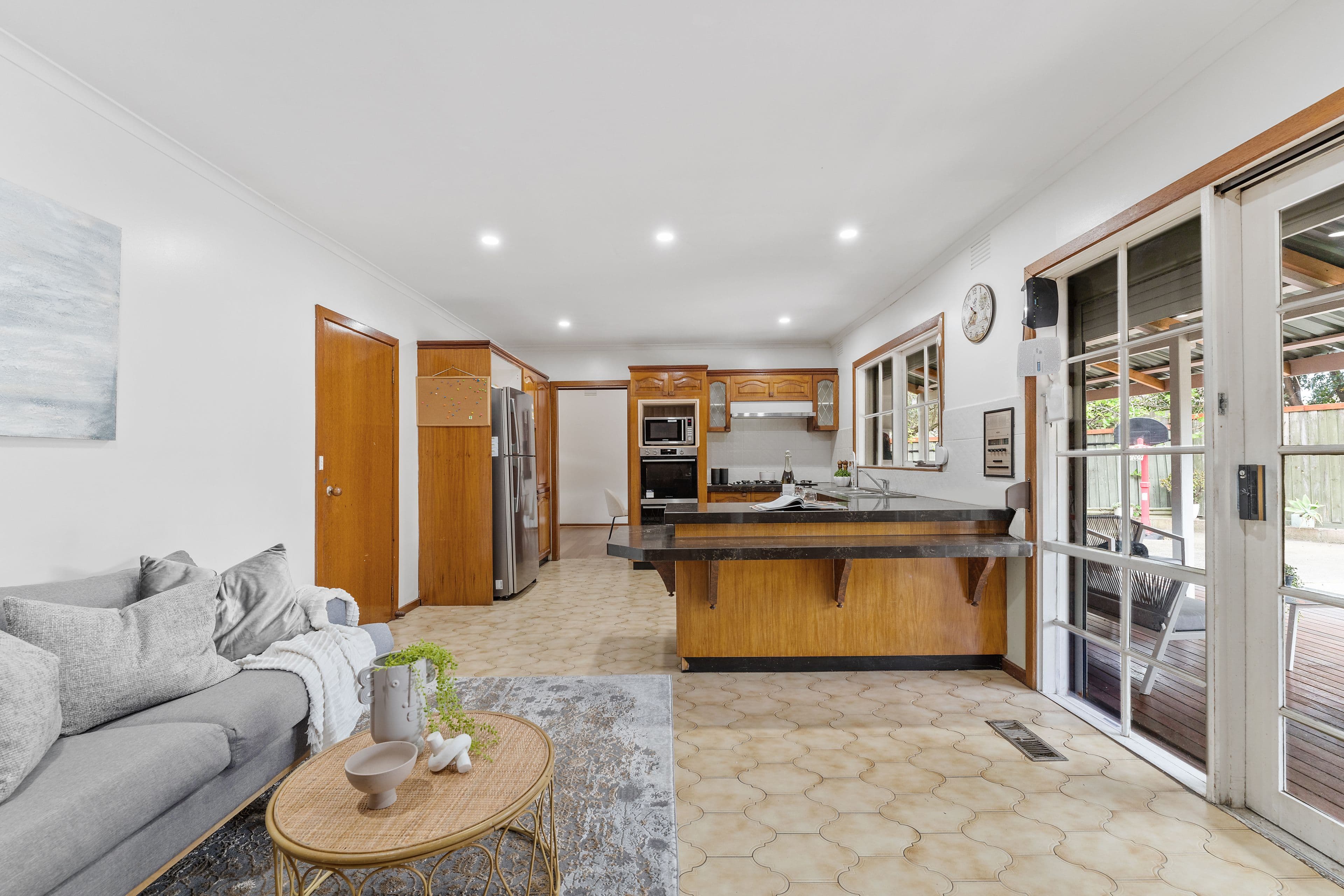 2 Donald Street, Lalor VIC 3075, Lalor - Thumbnail 2