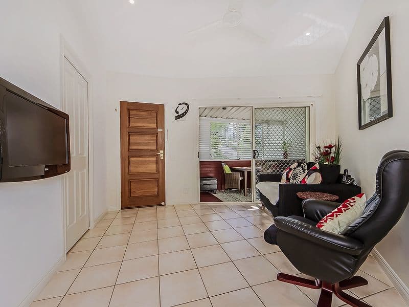 12 Vinson Drive, VARSITY LAKES QLD 4227, Varsity Lakes - Thumbnail 2