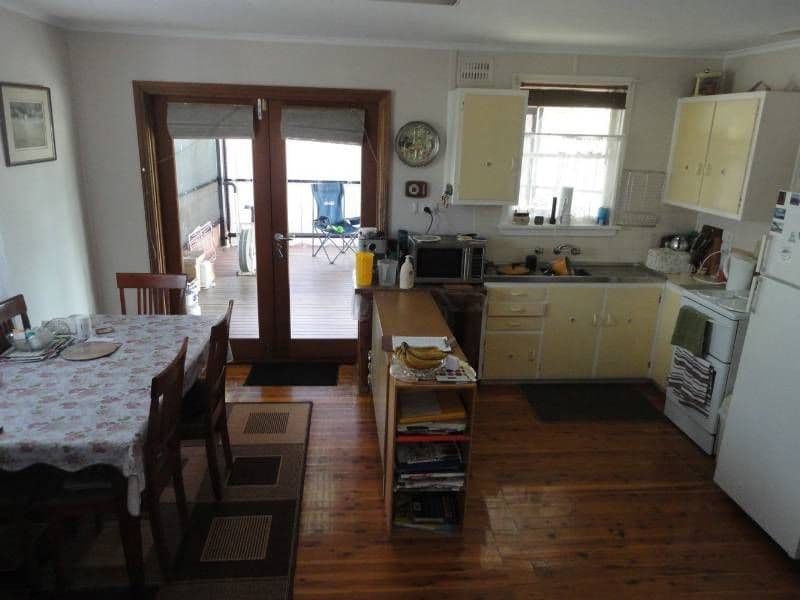 1 Meagher Street, TEMORA NSW 2666, Temora - Thumbnail 4