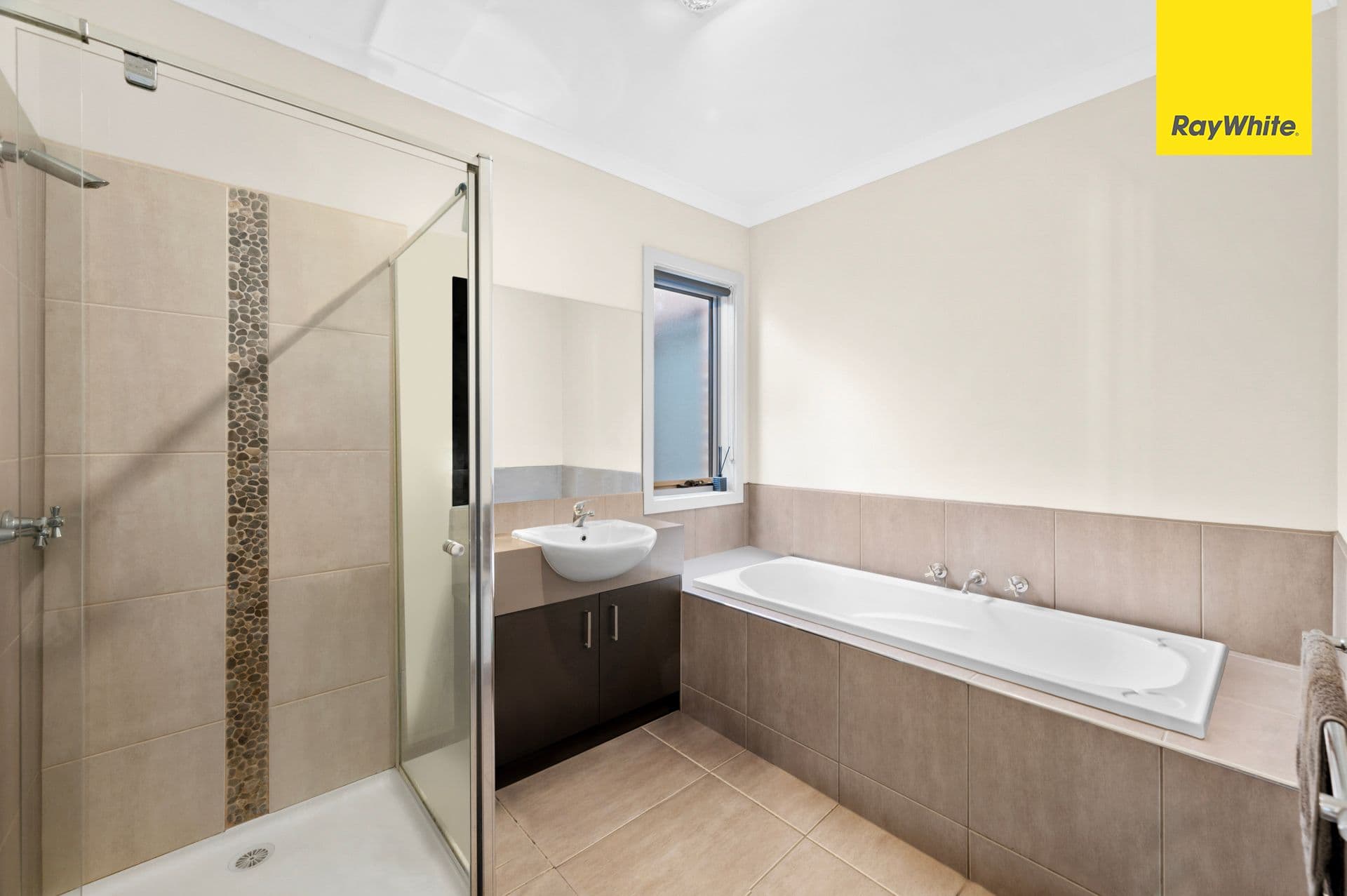 3 Claire Court, Kurunjang VIC 3337, Kurunjang - Thumbnail 5
