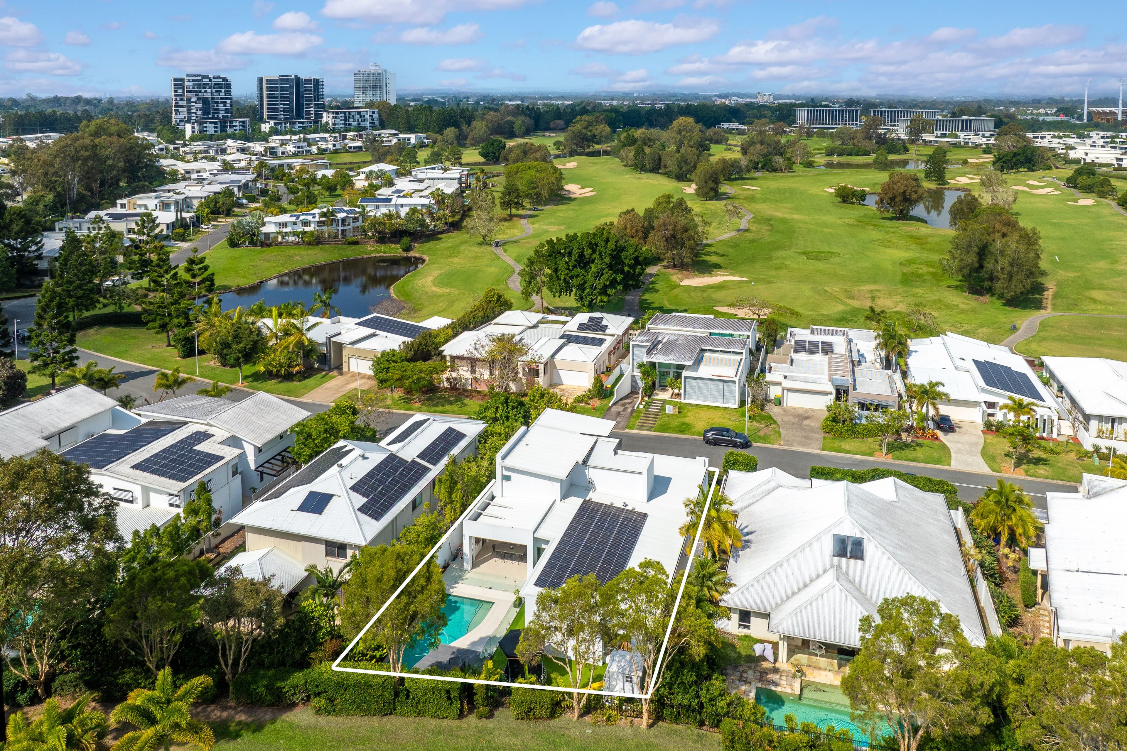 6011 The Boulevarde, Benowa QLD 4217, Benowa - Image 1