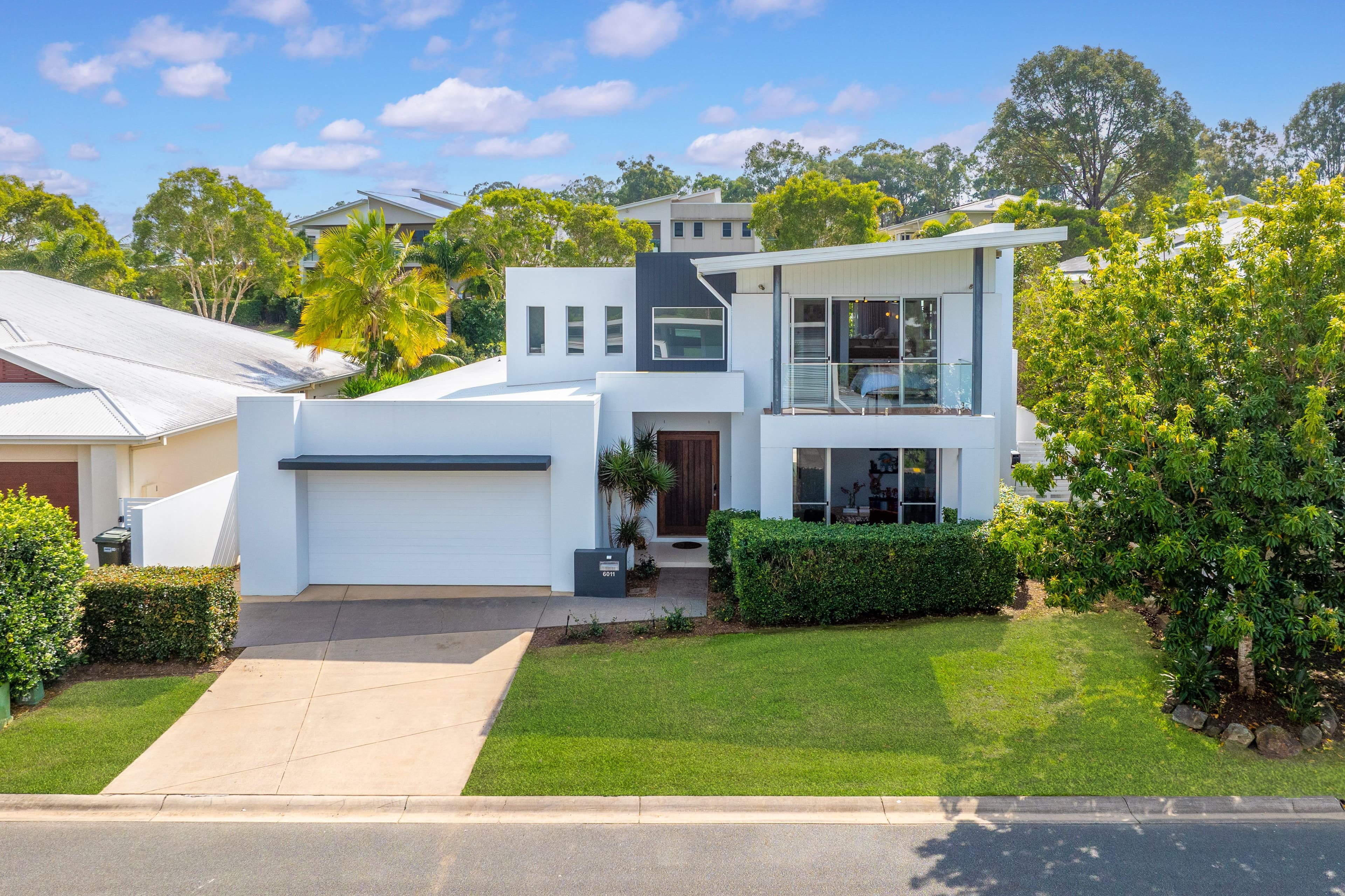 6011 The Boulevarde, Benowa QLD 4217, Benowa - Thumbnail 3