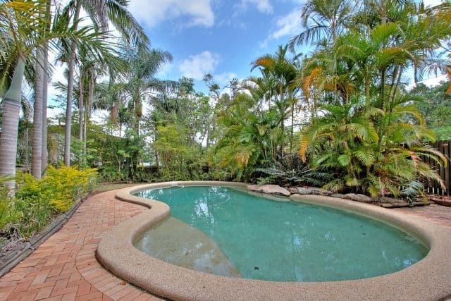 51 Binnalong Street, ROCHEDALE SOUTH QLD 4123, Rochedale South - Thumbnail 2