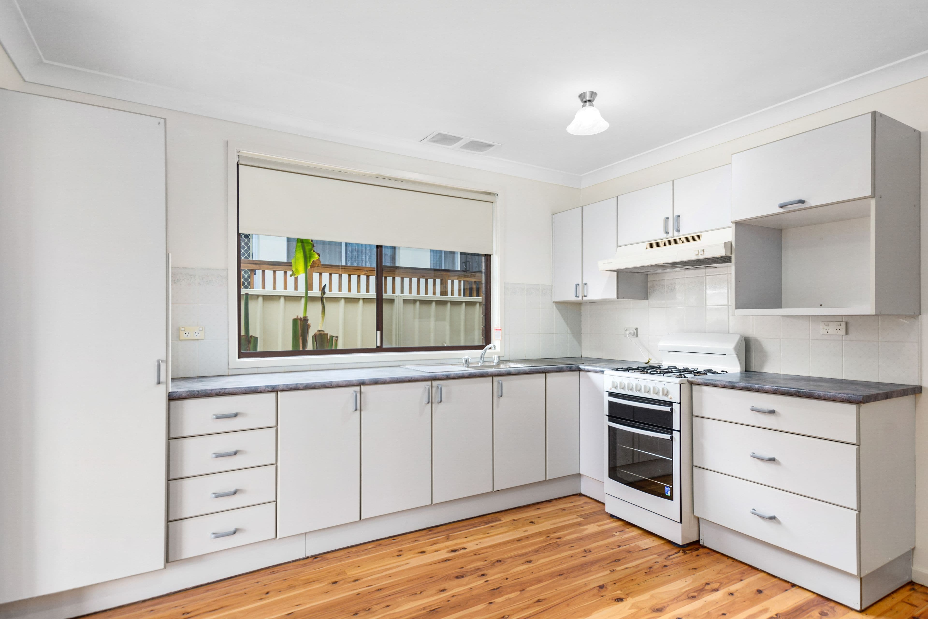 34 St James Crescent, Dapto NSW 2530, Dapto - Thumbnail 3
