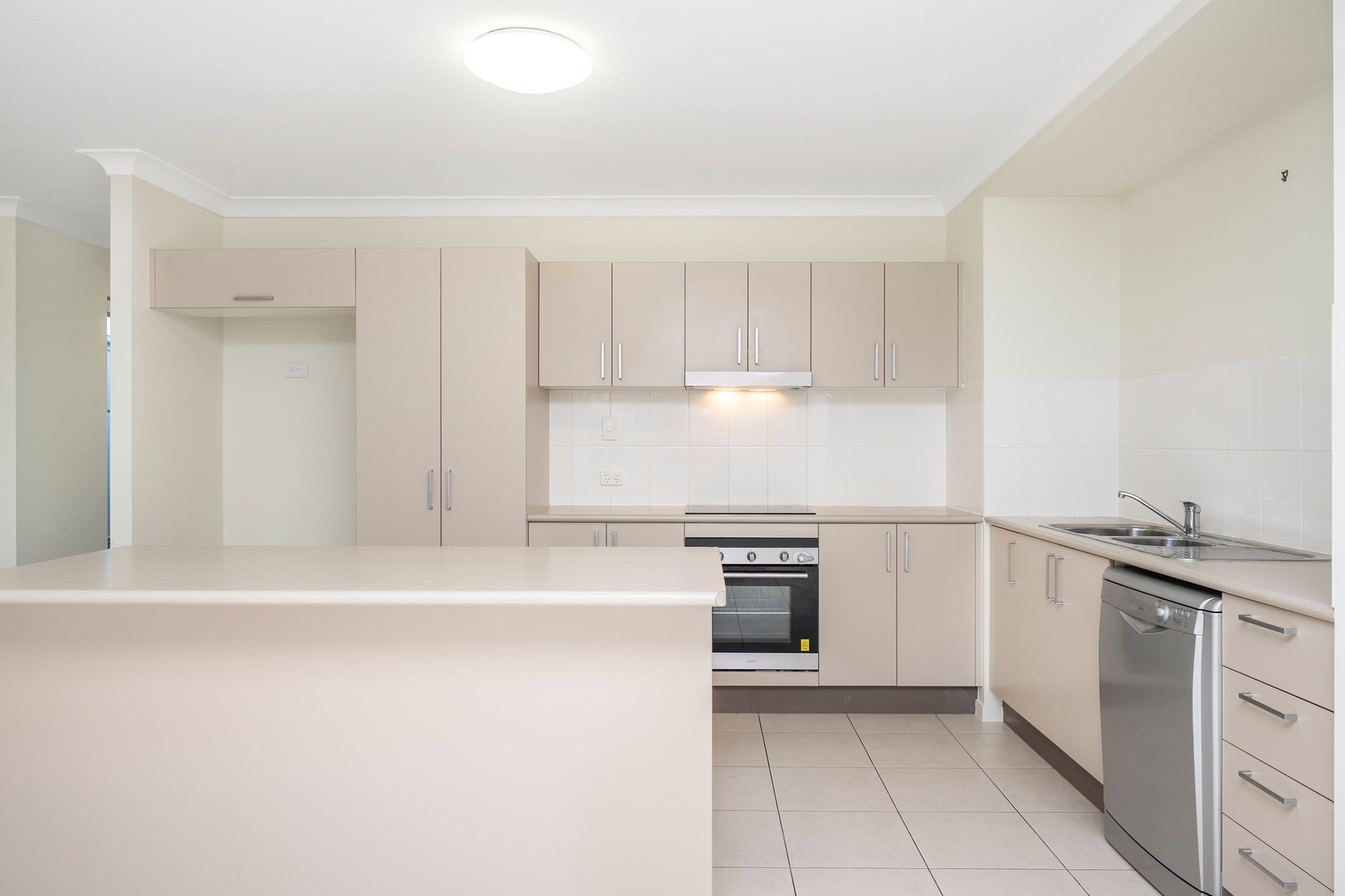 6 Mannikin Way, Bohle Plains QLD 4817, Bohle Plains - Thumbnail 2