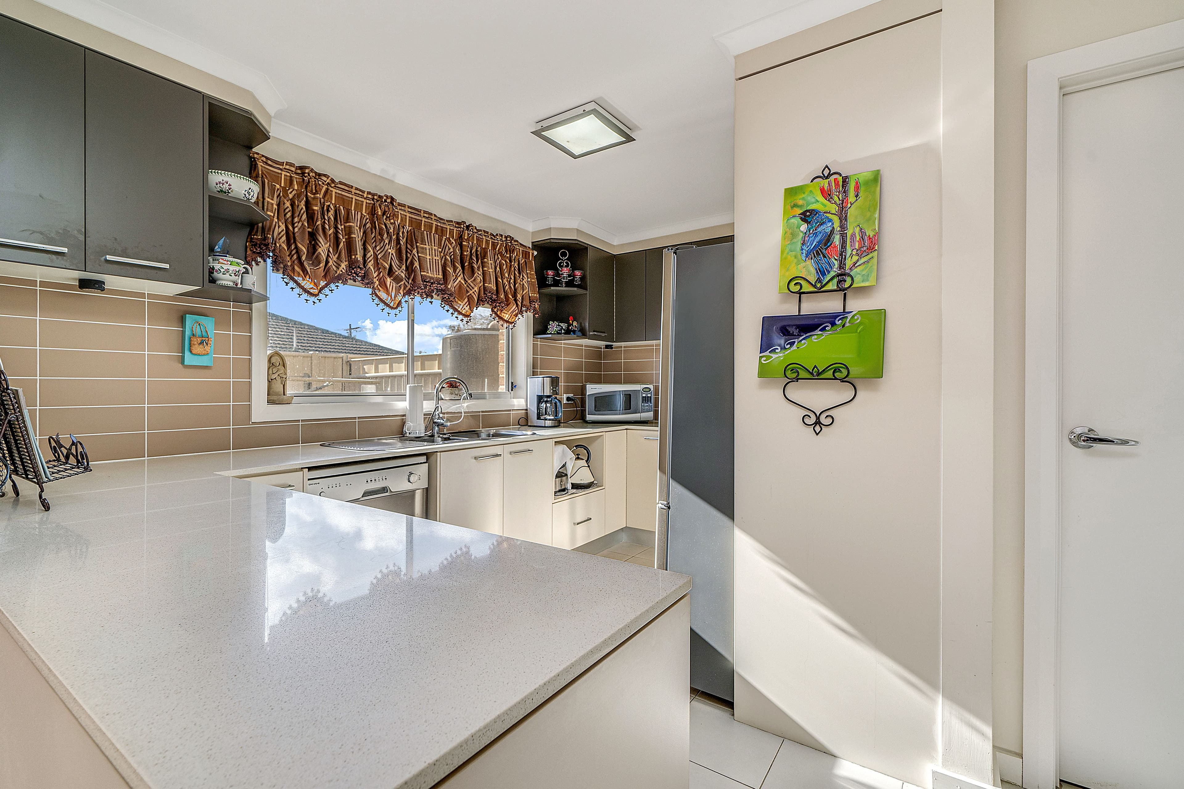 83-85 Tharwa Road, Queanbeyan West NSW 2620, Queanbeyan West - Thumbnail 4
