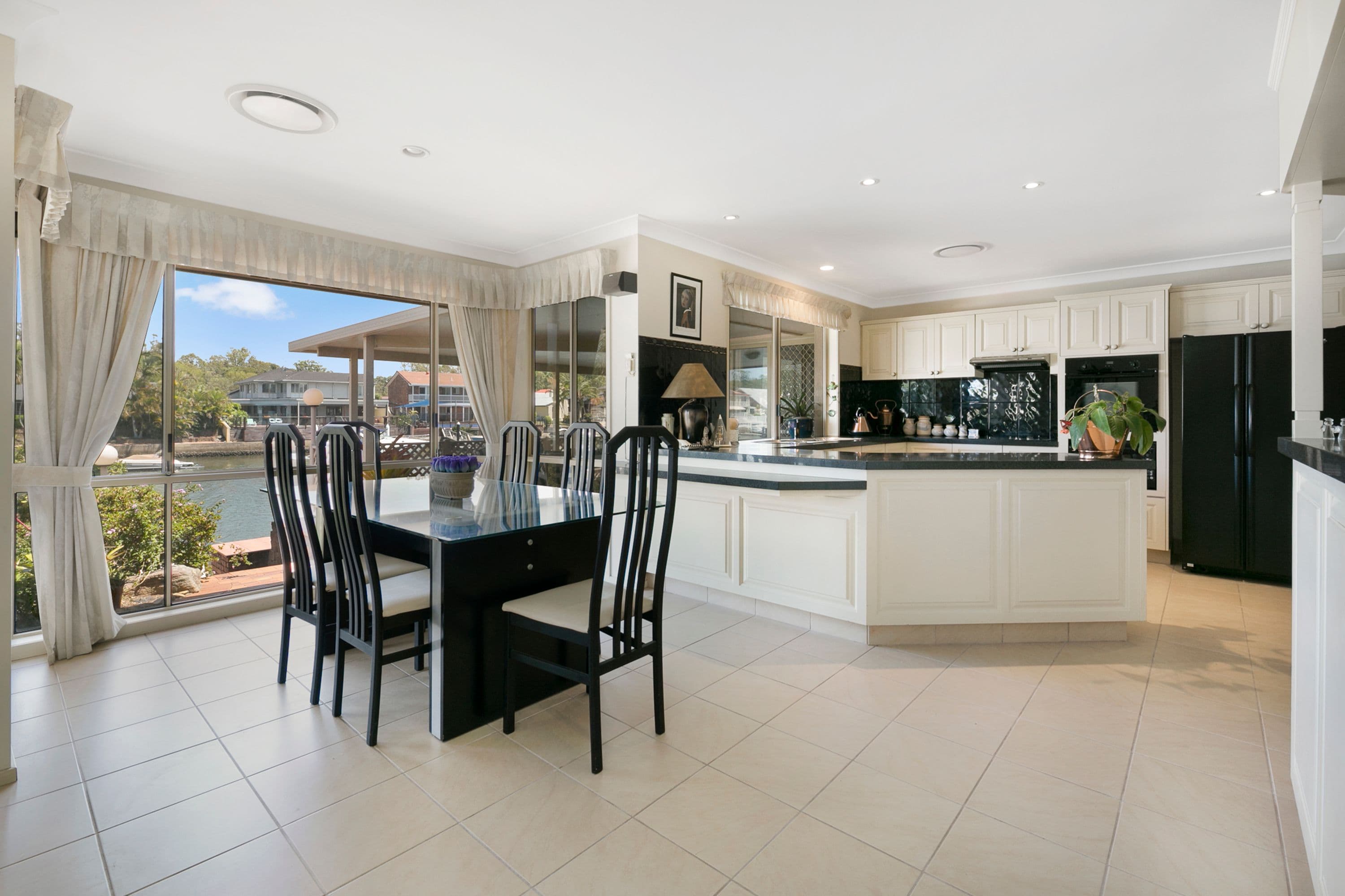 52 Sundance Way, Runaway Bay QLD 4216, Runaway Bay - Thumbnail 6