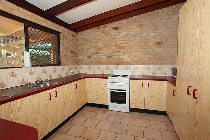 34 Elkhorn Street, KULUIN QLD 4558, Kuluin - Thumbnail 2