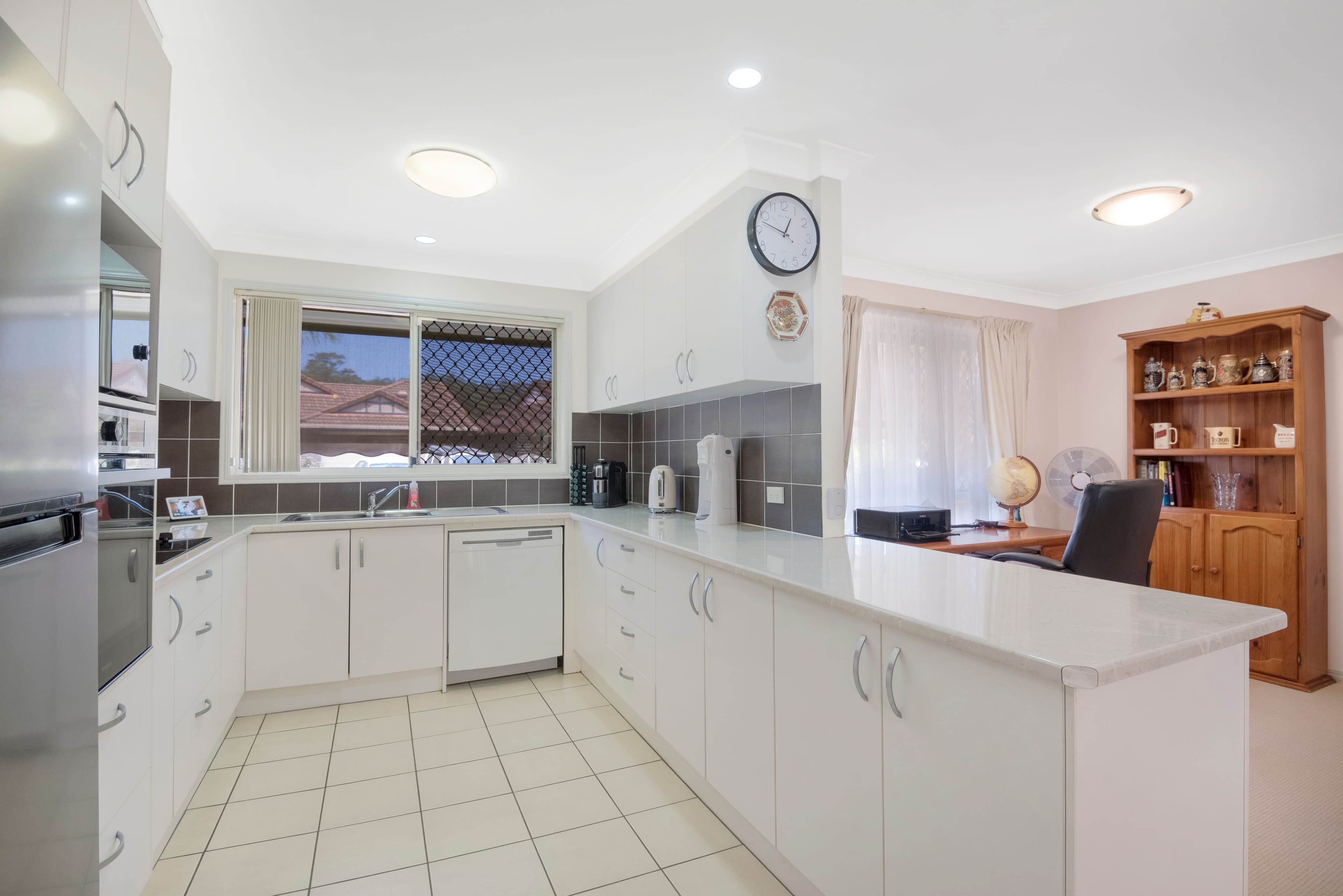 23 Silver Glade Drive, Elanora QLD 4221, Elanora - Thumbnail 3