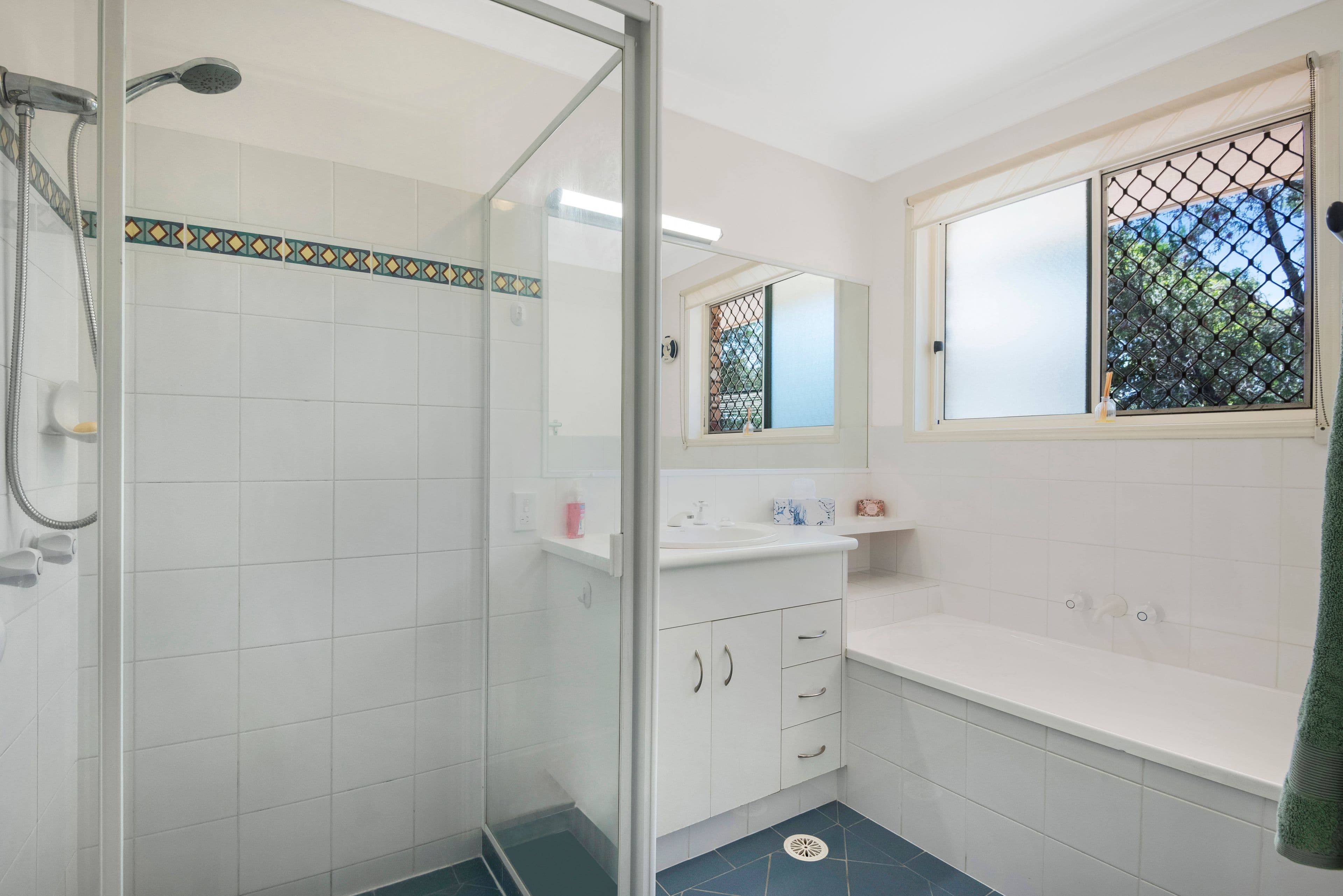 23 Silver Glade Drive, Elanora QLD 4221, Elanora - Thumbnail 6