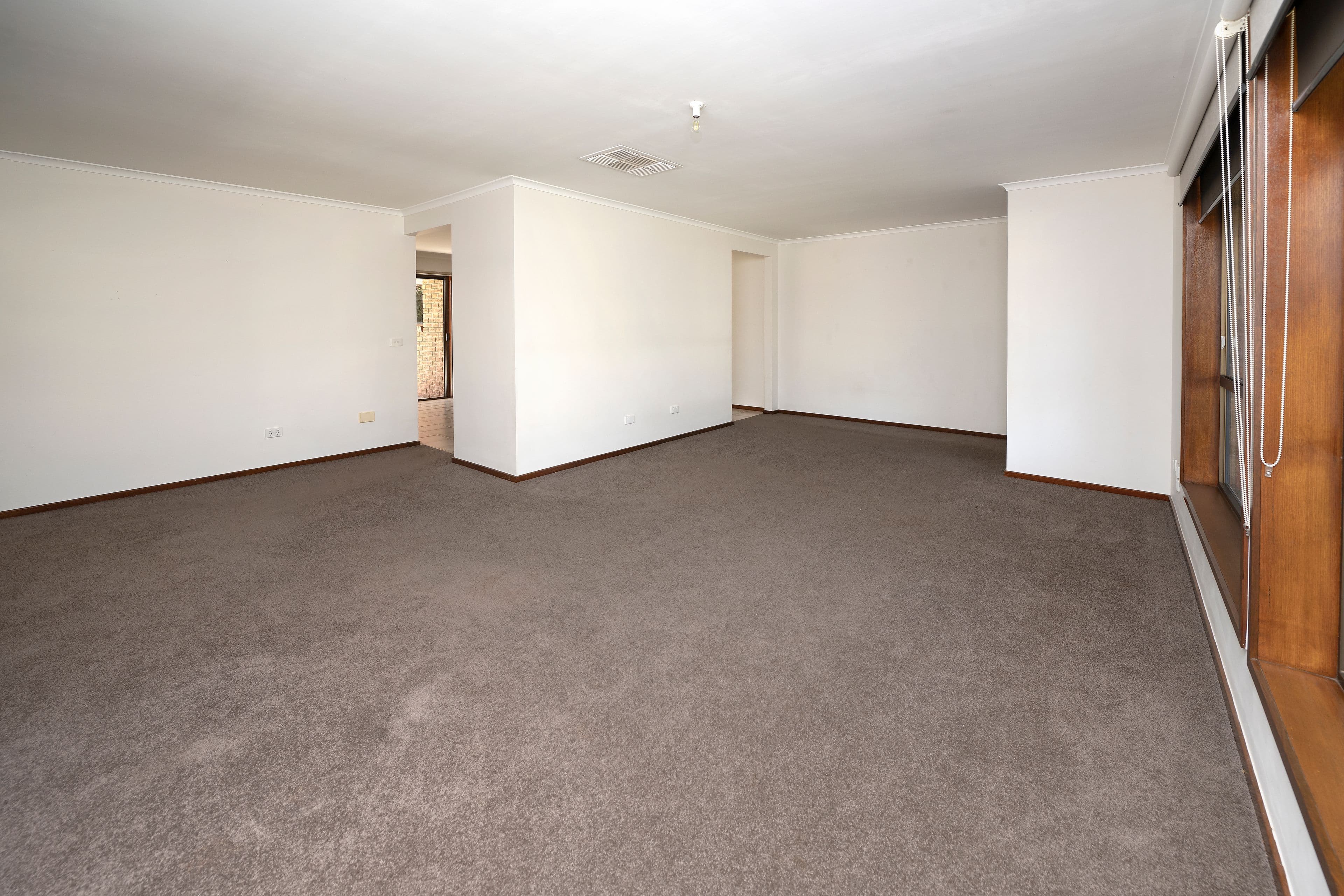 1 Hazel Court, Swan Hill VIC 3585, Swan Hill - Thumbnail 4