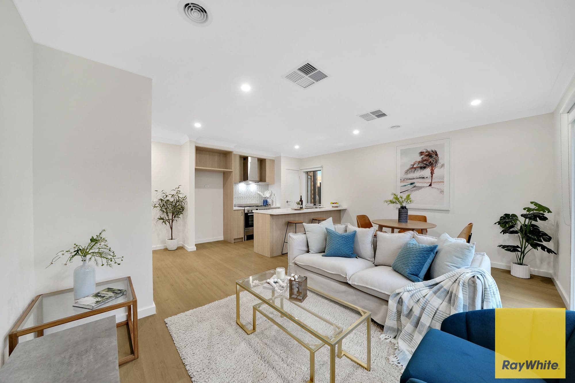 67 Greenpoint Drive, Rockbank VIC 3335, Rockbank - Thumbnail 4