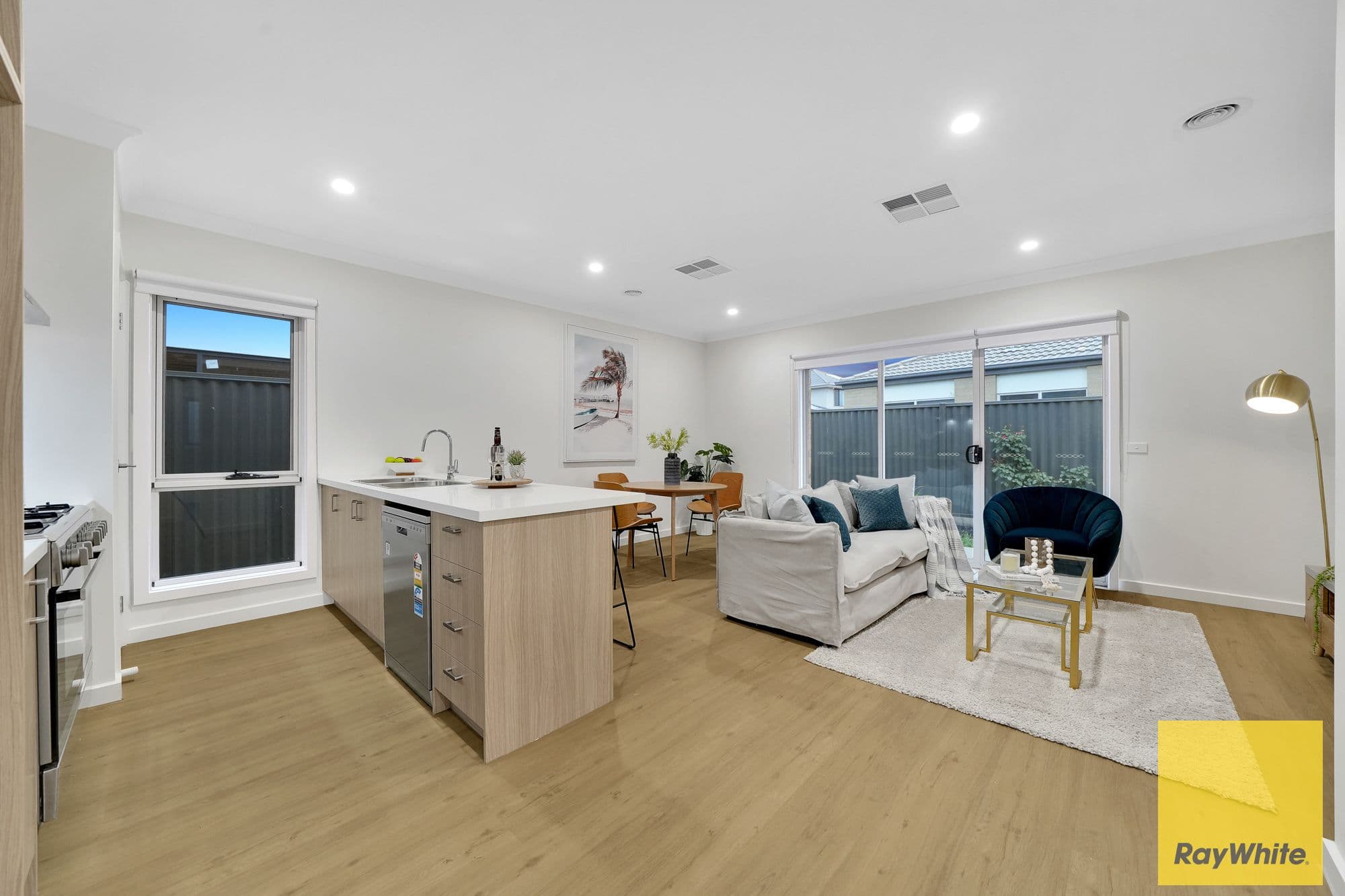 67 Greenpoint Drive, Rockbank VIC 3335, Rockbank - Thumbnail 8