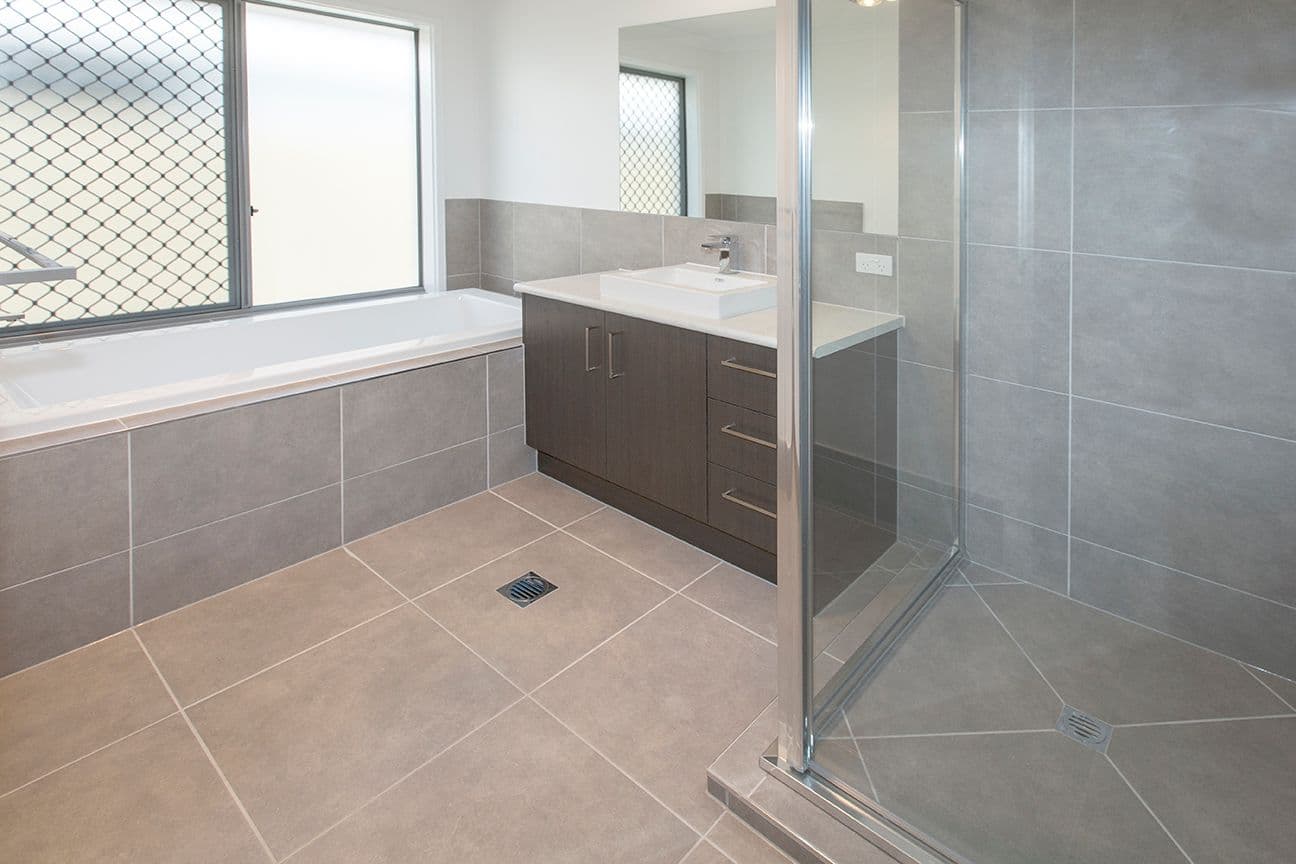 64 Jacaranda Drive, Yamanto QLD 4305, Yamanto - Thumbnail 4