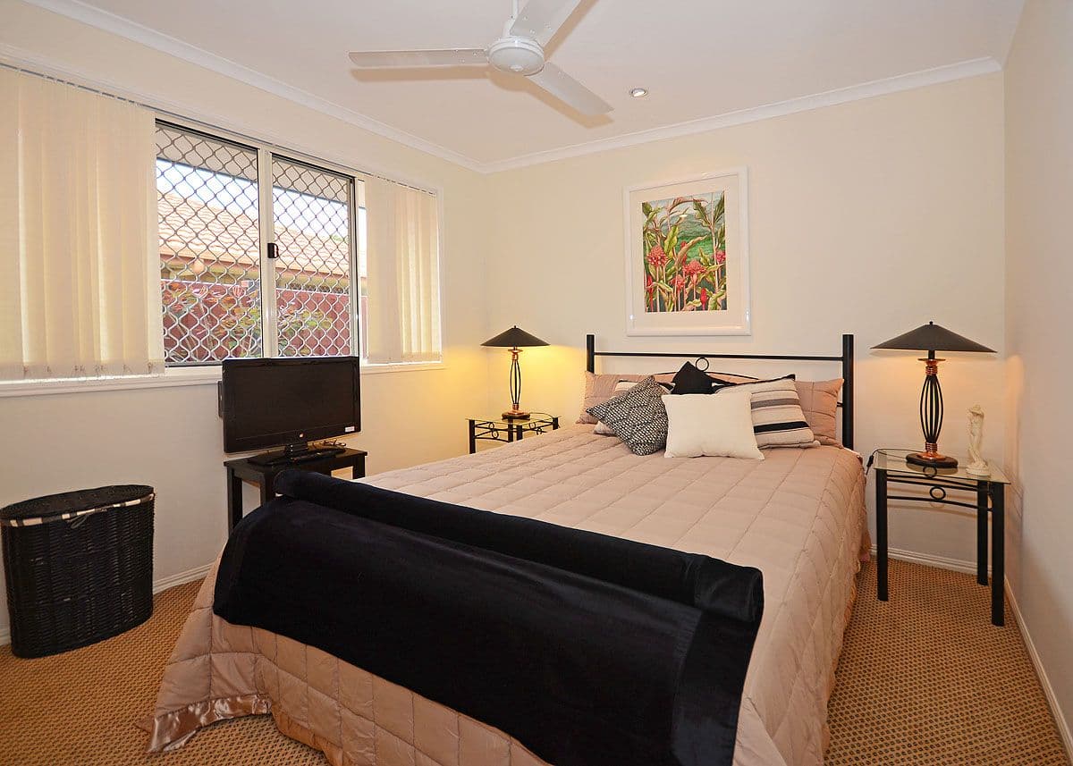 7 Brooke Court, TORQUAY QLD 4655, Torquay - Thumbnail 6