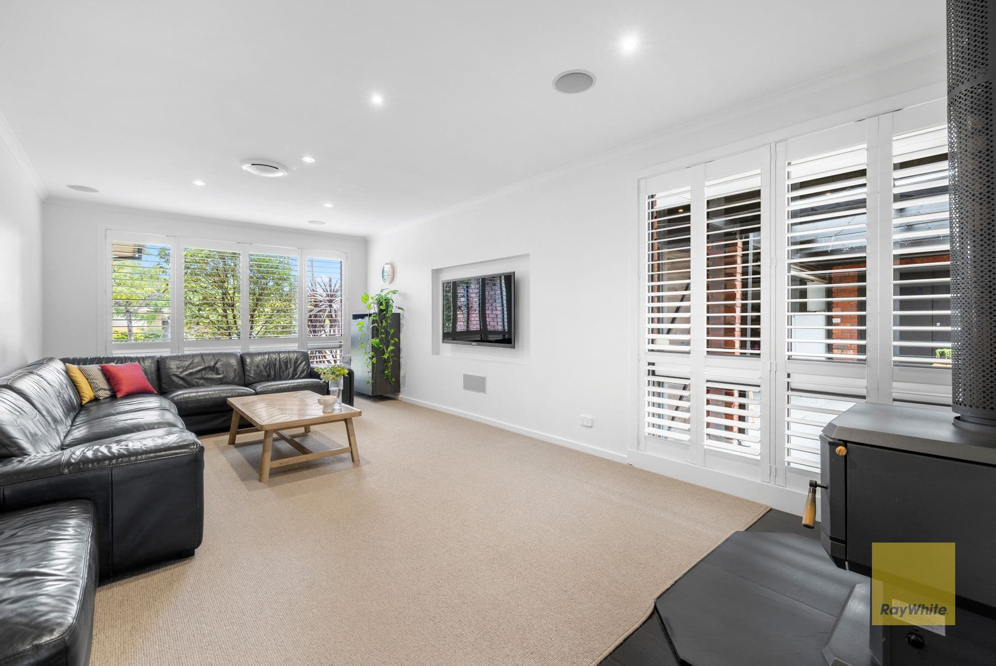 11 Julier Crescent, Hoppers Crossing VIC 3029, Hoppers Crossing - Thumbnail 3