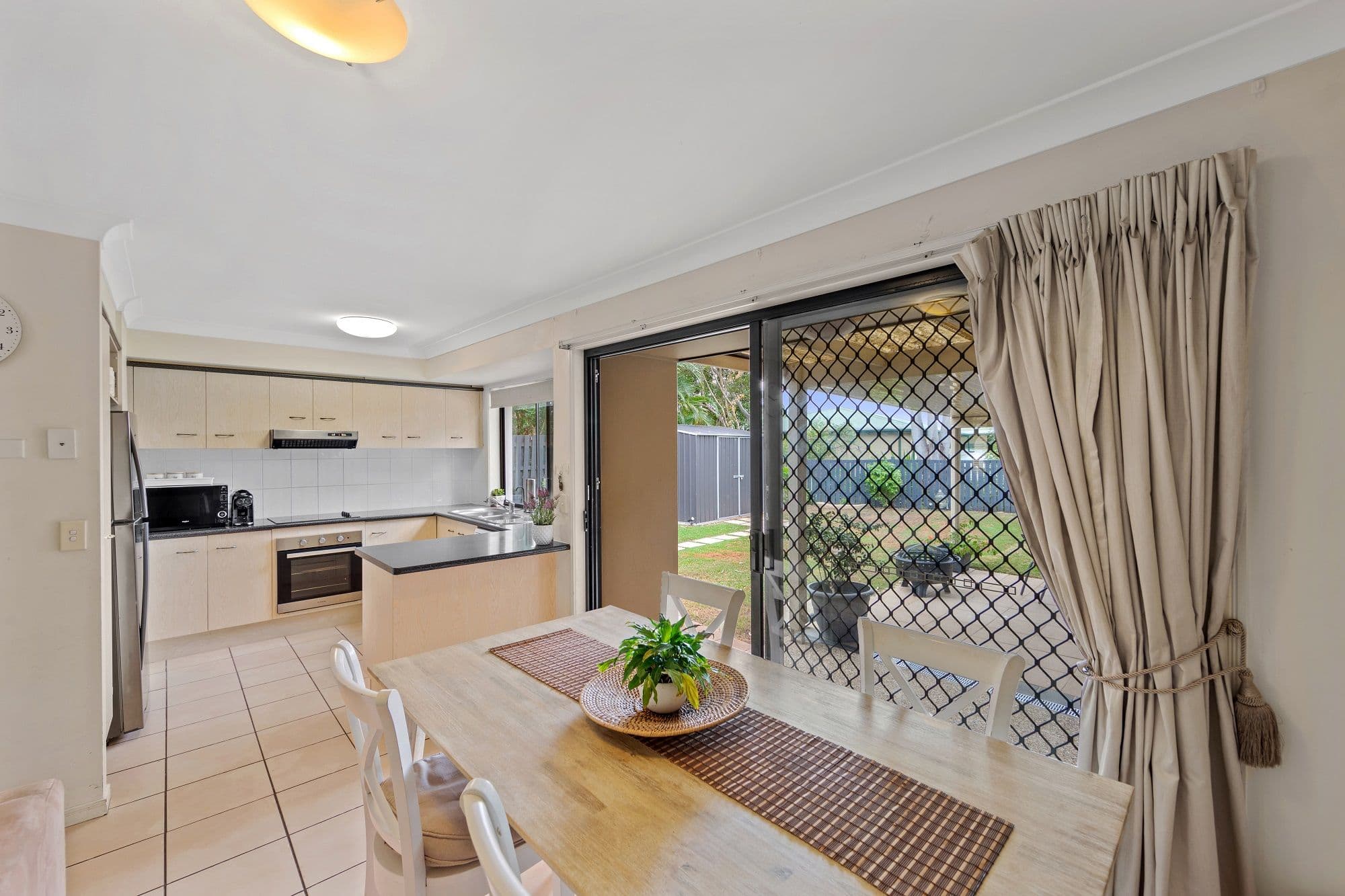 19 Harrow Place, Arundel QLD 4214, Arundel - Thumbnail 3
