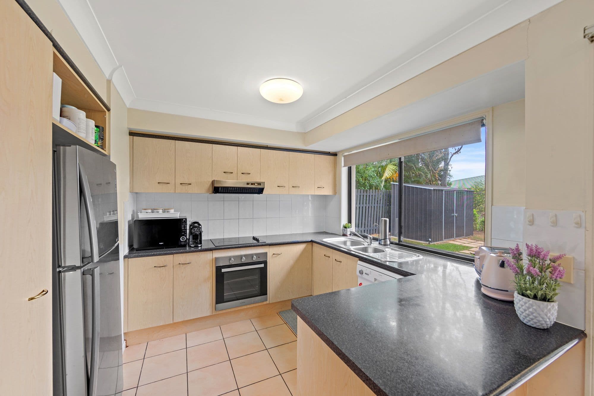 19 Harrow Place, Arundel QLD 4214, Arundel - Thumbnail 4